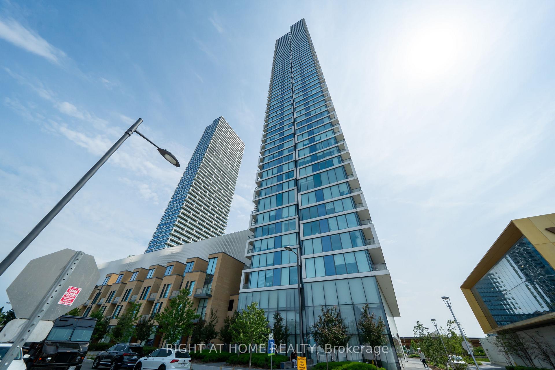 Photo 38 of Unit 1005, 5 Buttermill Avenue, Vaughan, Vaughan Corporate Centre — HOMEH