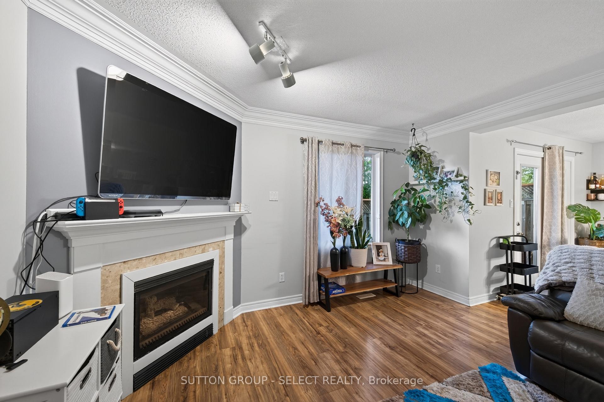 Photo 8 of Unit 21, 410 Ambleside Drive, London, North A — HOMEH