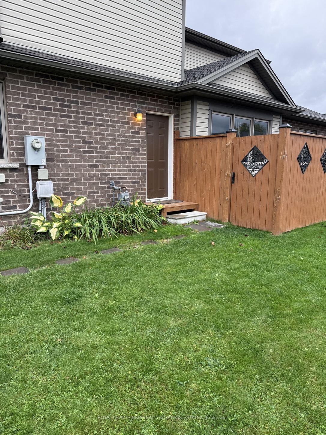 Photo 3 of Unit Basement, 7240 Stacey Drive, Niagara Falls, Morrison — HOMEH