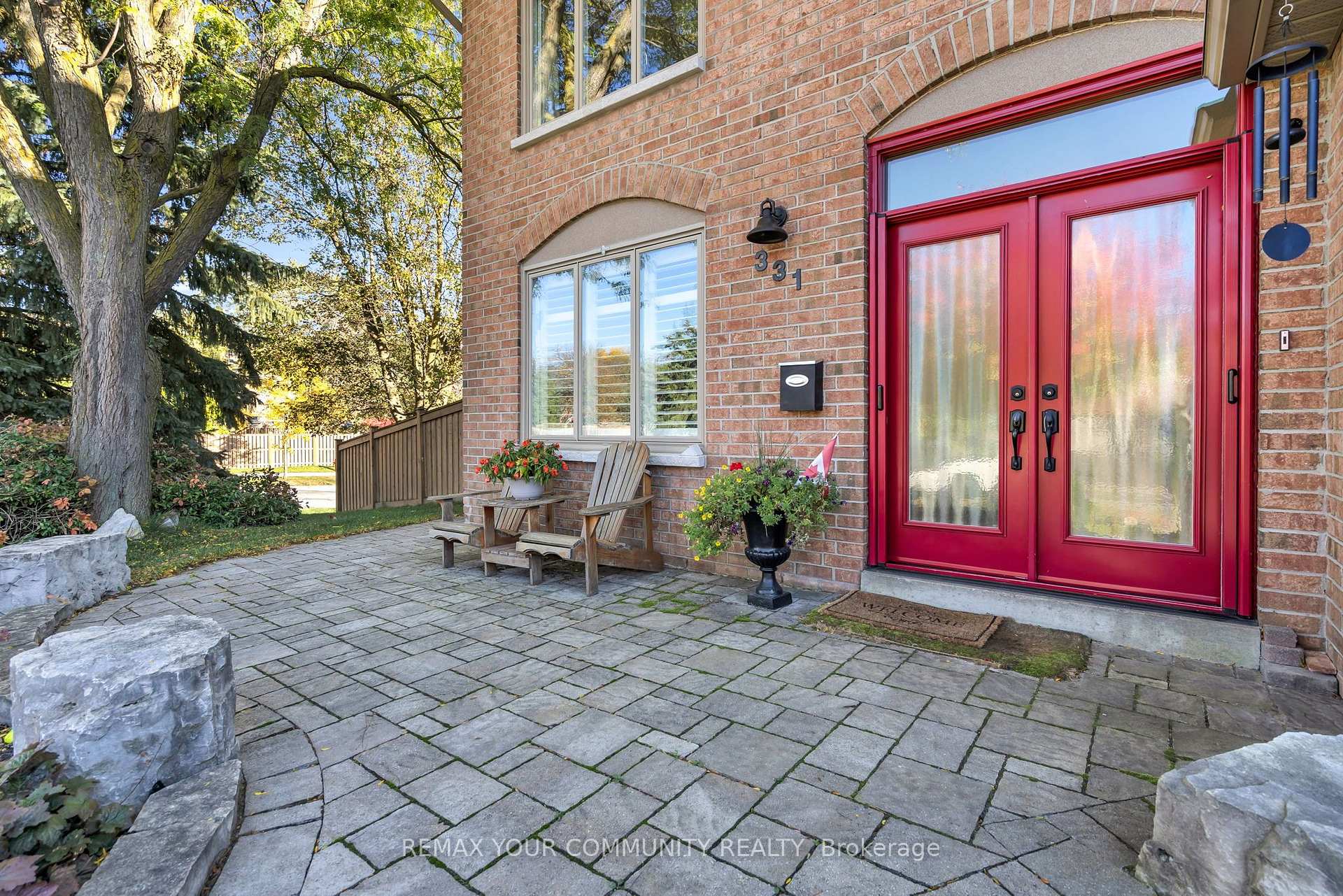 Photo 11 of 331 John Bowser Crescent, Newmarket, Glenway Estates — HOMEH