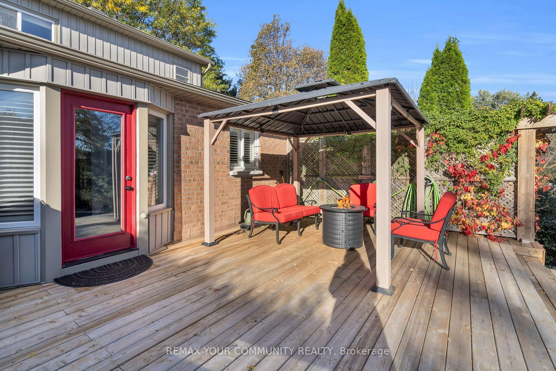 Photo 46 of 331 John Bowser Crescent, Newmarket, Glenway Estates — HOMEH