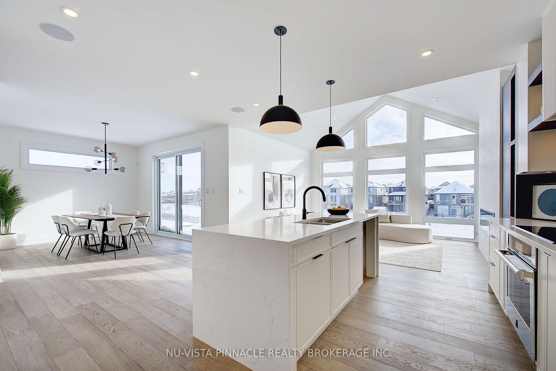 Photo 13 of 2259 Darwin Crescent, London, South V — HOMEH