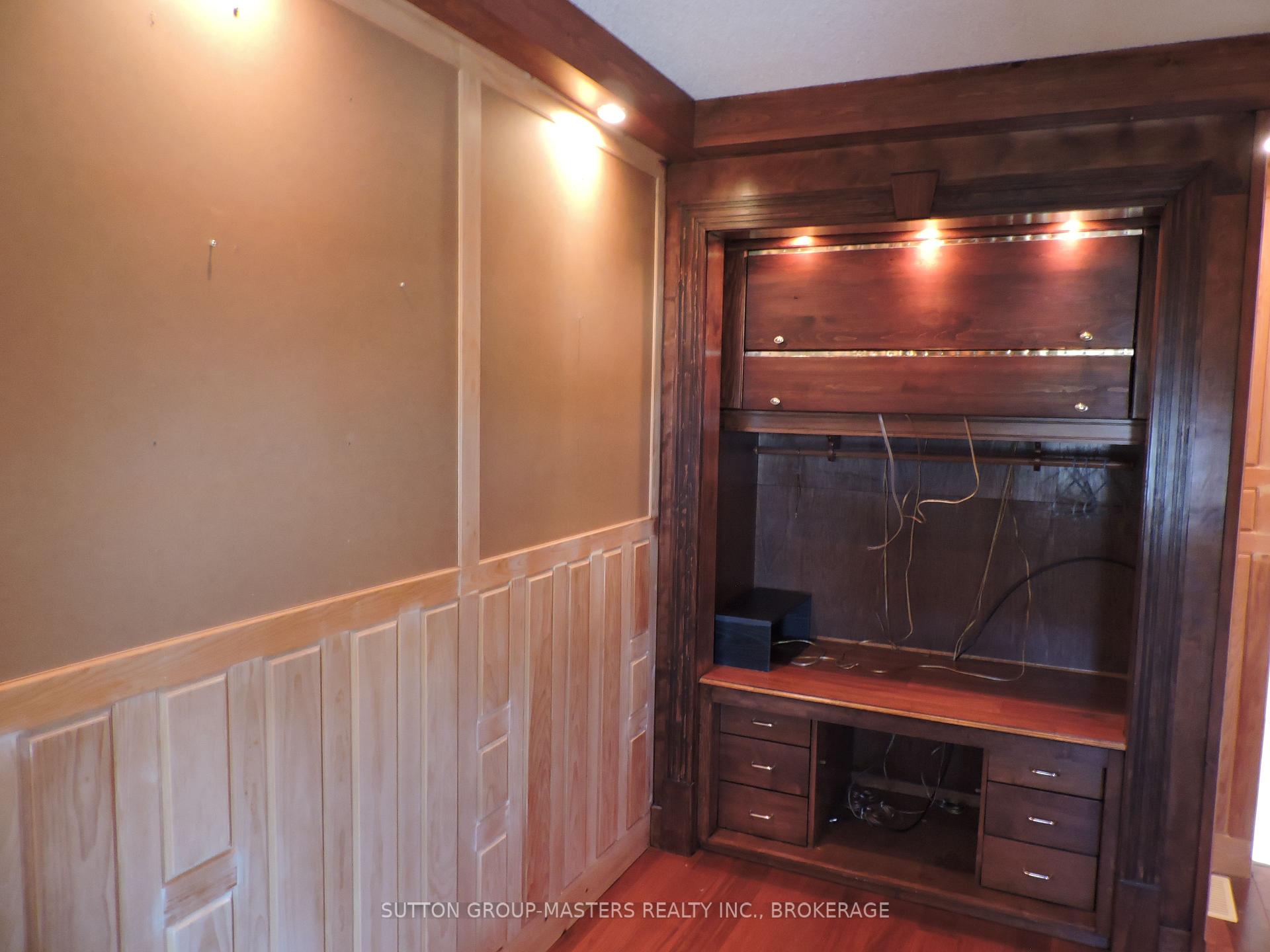 Photo 15 of 107 Davey Crescent S, Loyalist, Amherstview — HOMEH