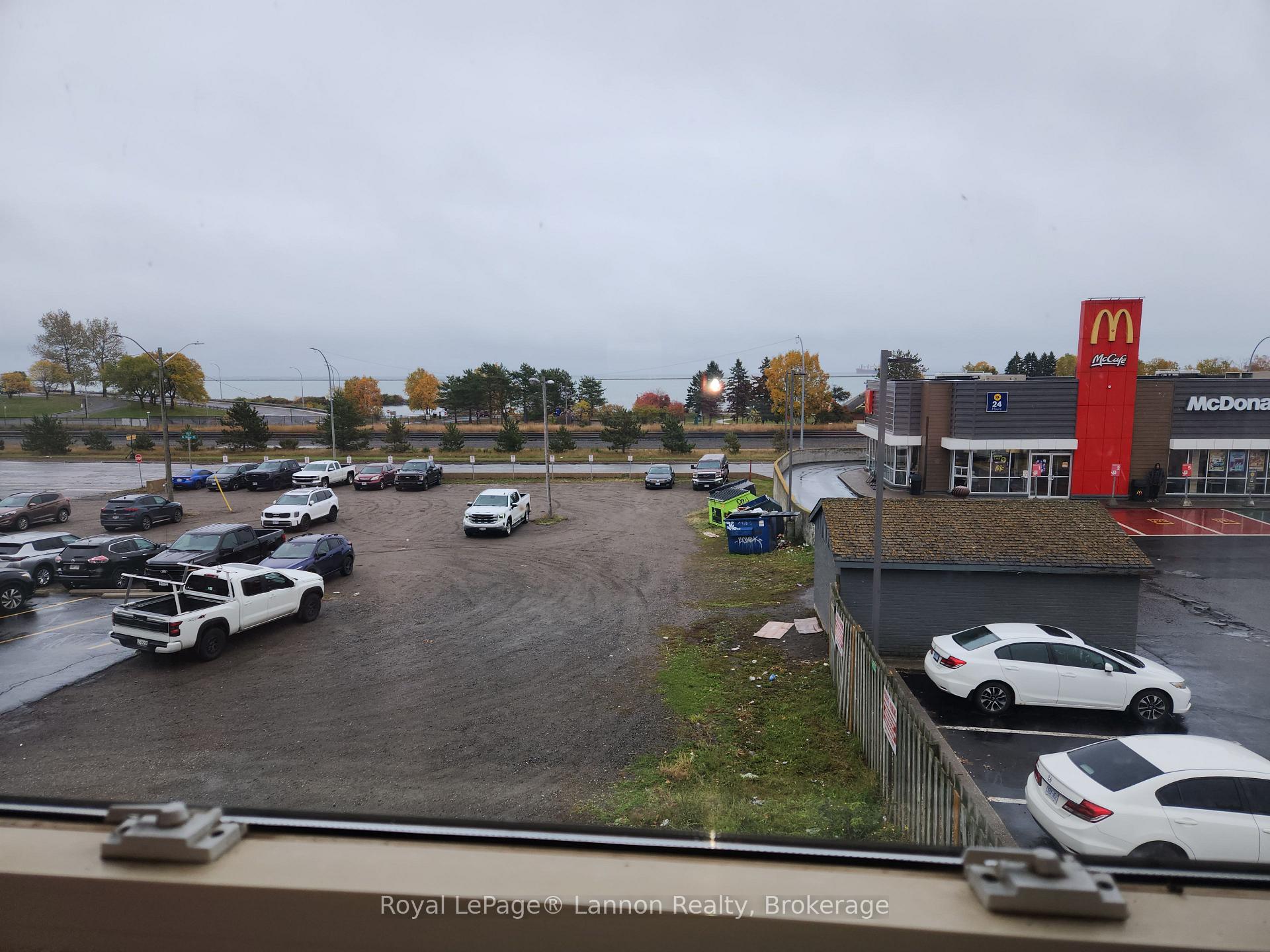 Photo 6 of 87-89 Cumberland Street N, Thunder Bay, Court-Cumberland — HOMEH