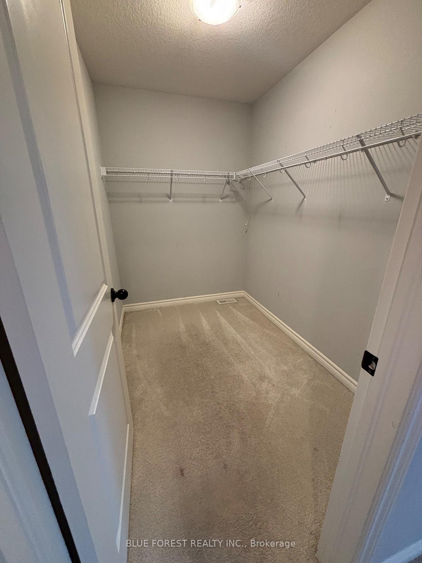Photo 13 of 92 Middleton Avenue, London, South W — HOMEH
