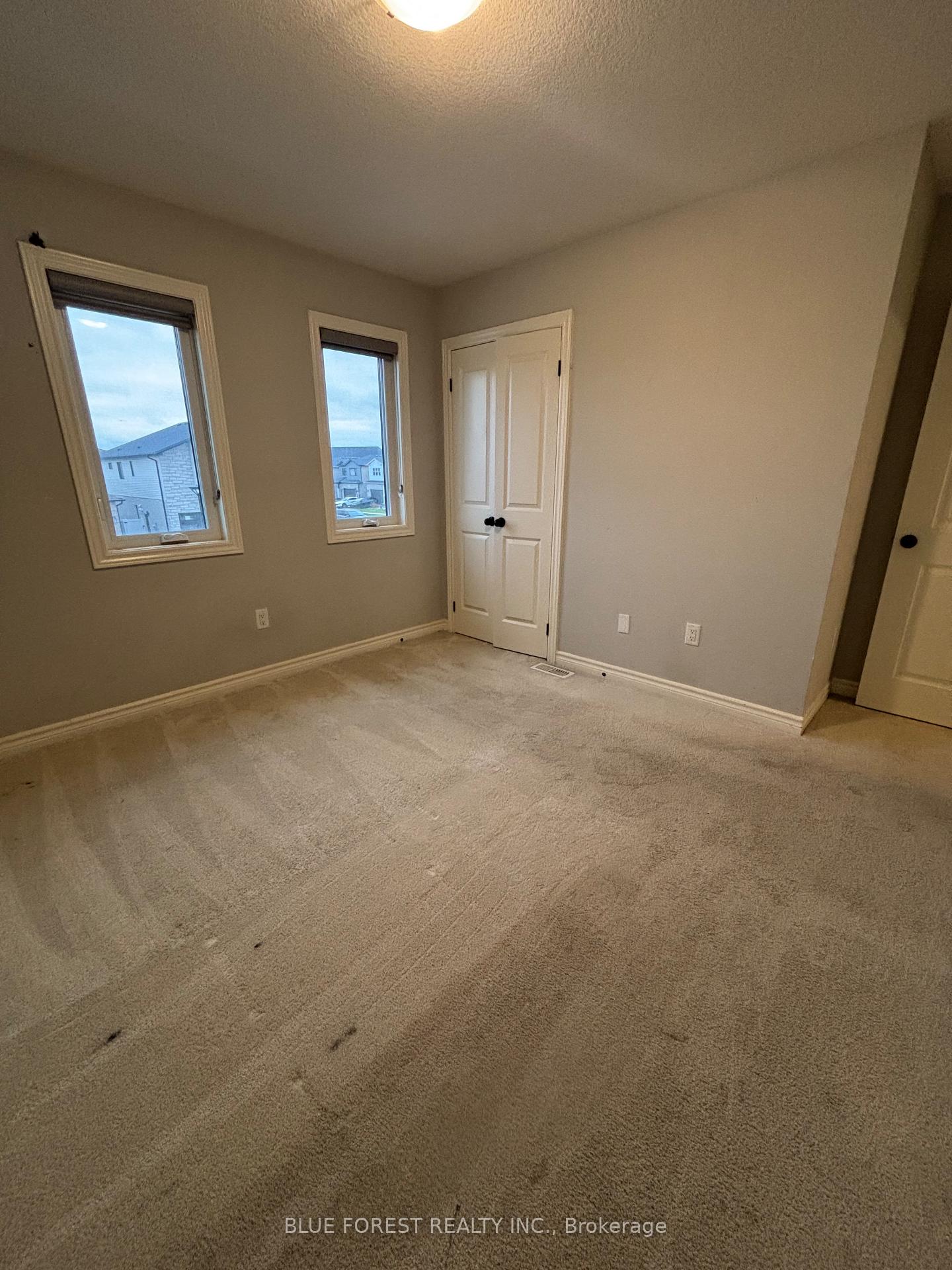 Photo 20 of 92 Middleton Avenue, London, South W — HOMEH