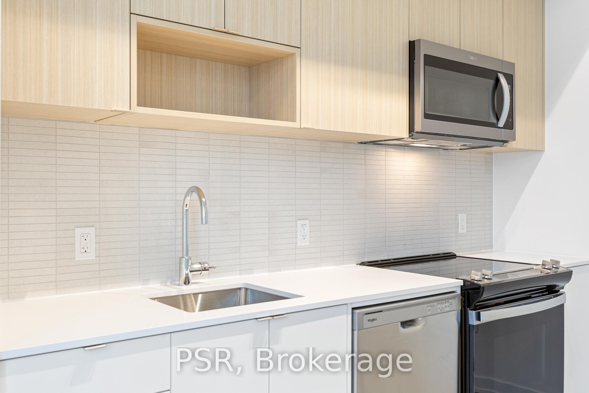 Photo 7 of Unit 110, 49 Broadfield Drive W, Etobicoke, Markland Wood — HOMEH