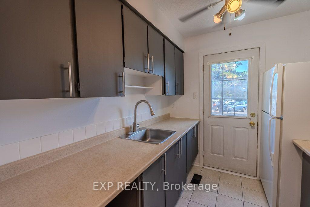 Photo 8 of Unit 163, 37 Forester Crescent, Ottawa, Westcliffe Estates — HOMEH