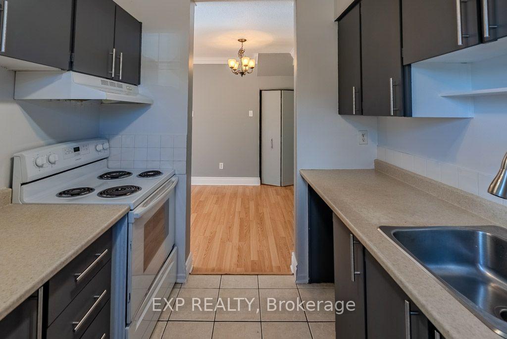 Photo 10 of Unit 163, 37 Forester Crescent, Ottawa, Westcliffe Estates — HOMEH