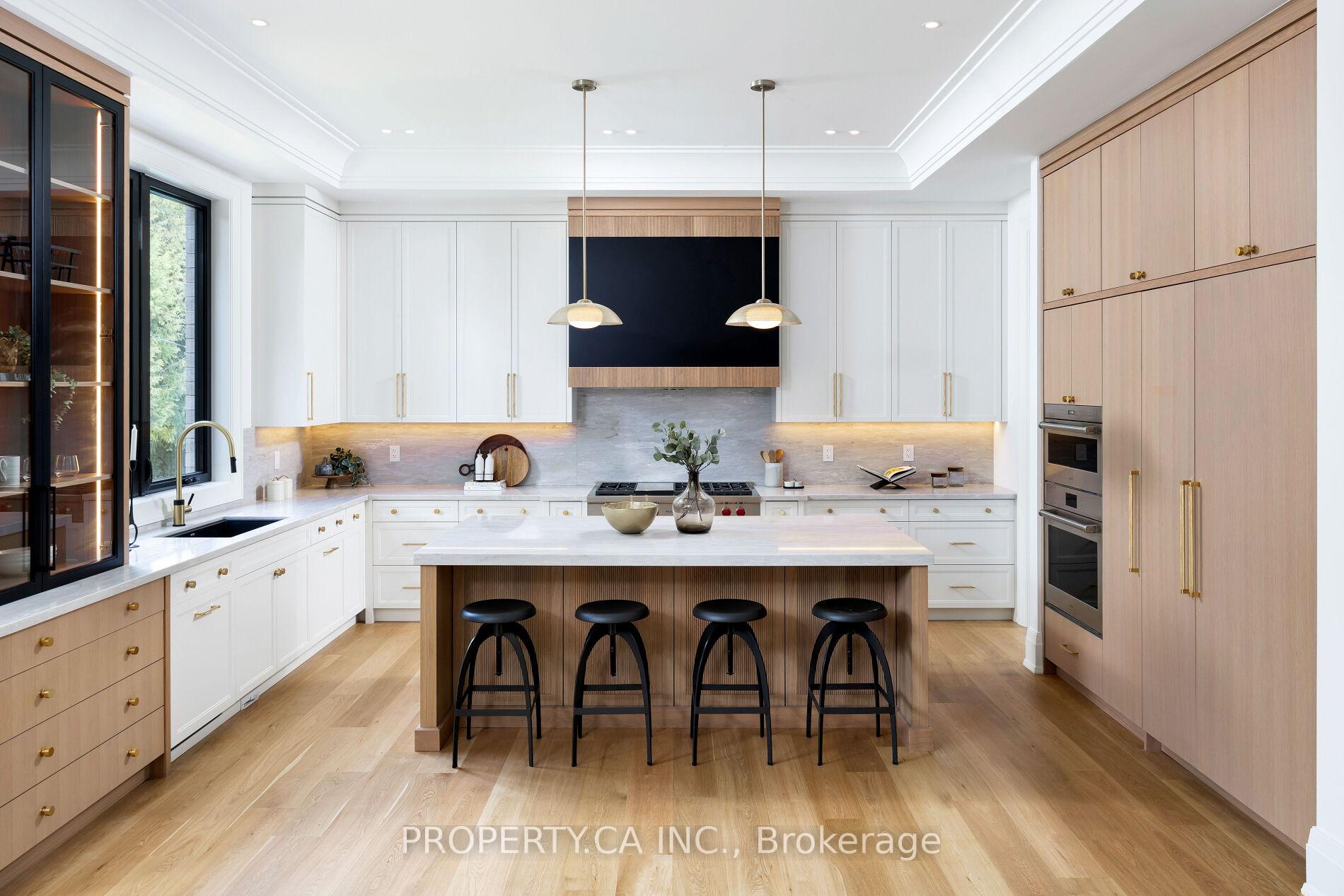 Photo 14 of 10 Grangemill Crescent, North York, Banbury-Don Mills — HOMEH