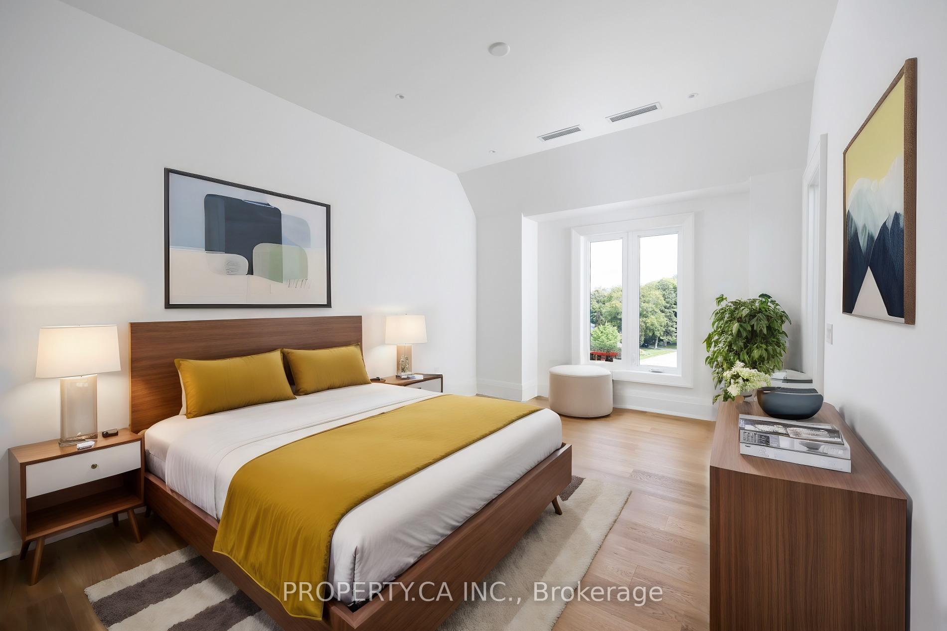 Photo 27 of 10 Grangemill Crescent, North York, Banbury-Don Mills — HOMEH