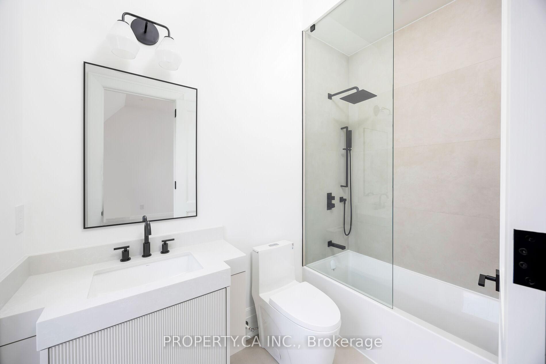 Photo 28 of 10 Grangemill Crescent, North York, Banbury-Don Mills — HOMEH