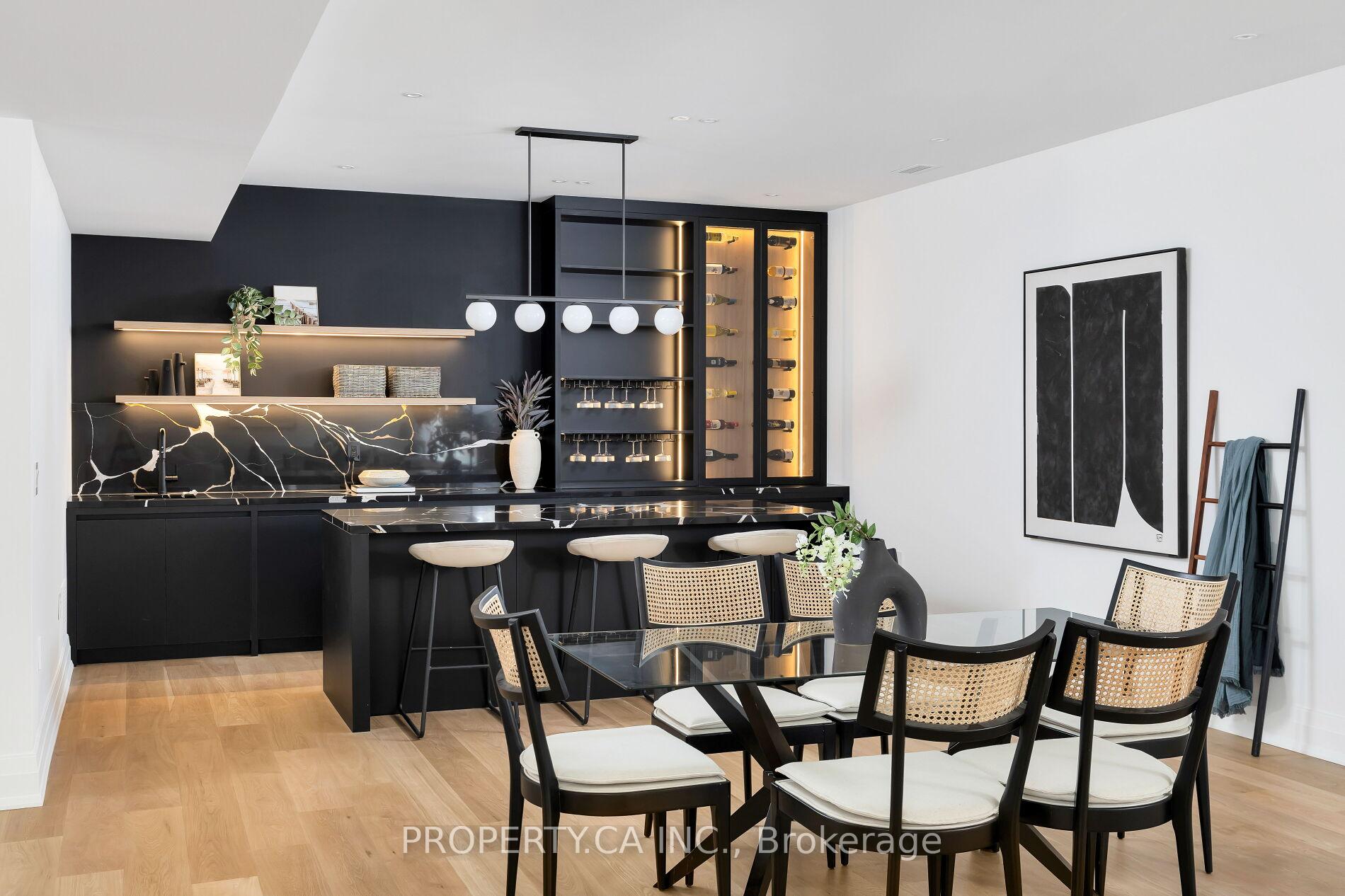 Photo 37 of 10 Grangemill Crescent, North York, Banbury-Don Mills — HOMEH
