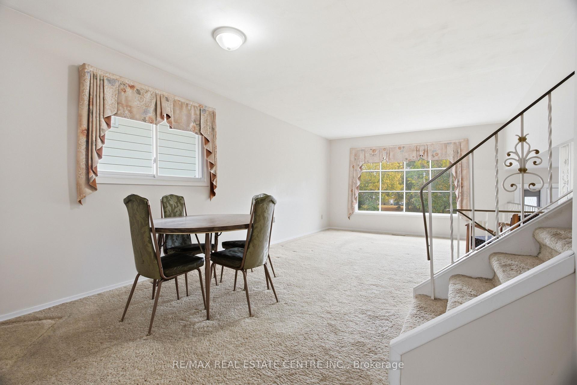 Photo 14 of 39 Sebas Court, Cambridge, Christopher-Champlain — HOMEH
