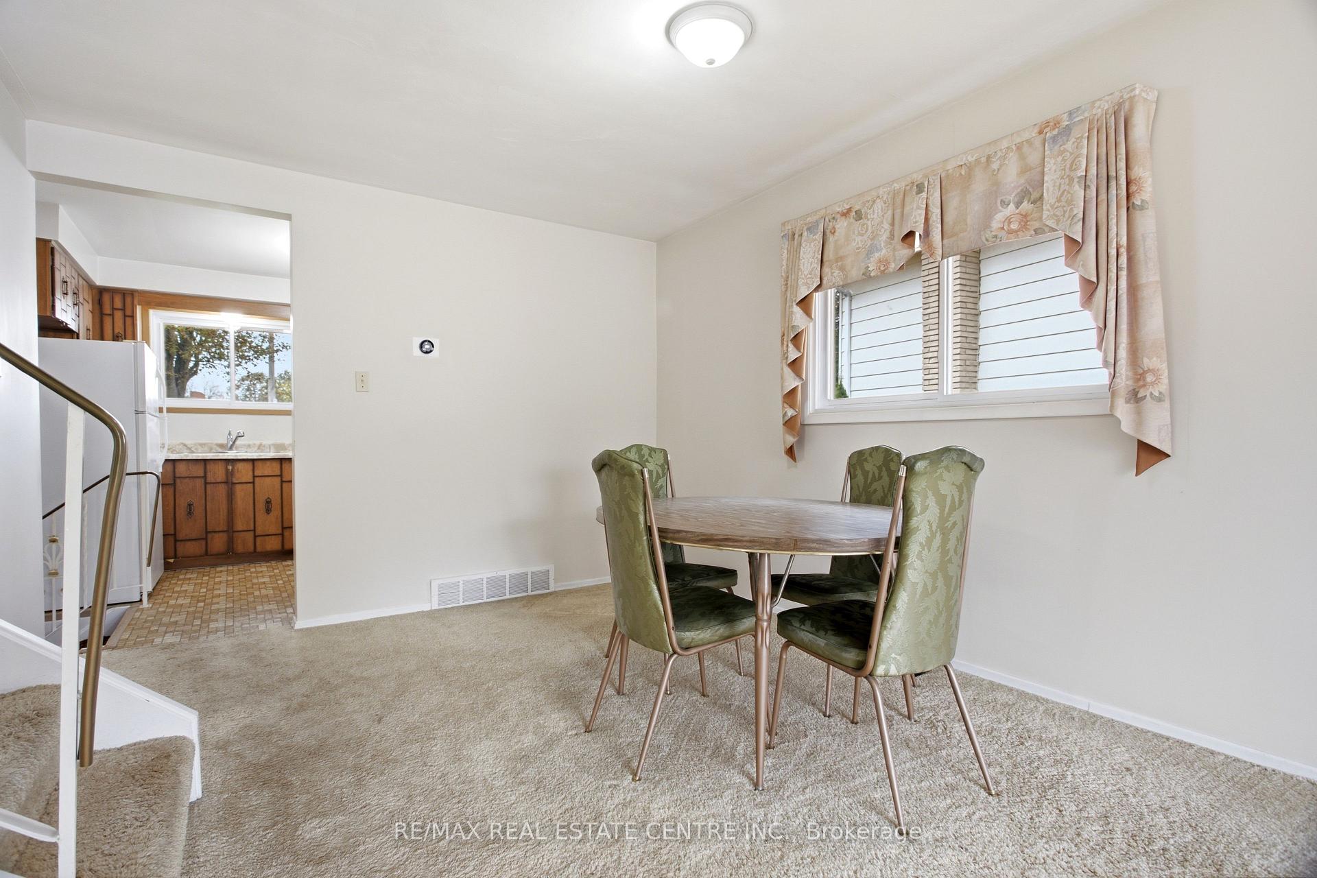 Photo 17 of 39 Sebas Court, Cambridge, Christopher-Champlain — HOMEH