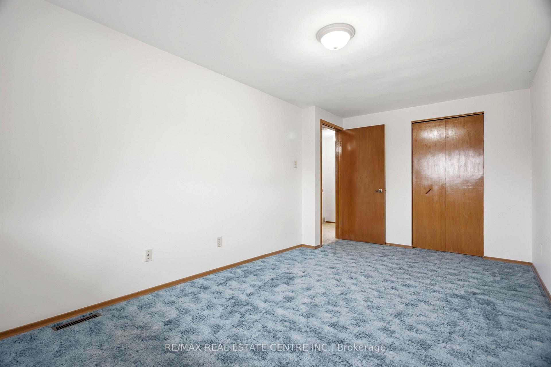 Photo 25 of 39 Sebas Court, Cambridge, Christopher-Champlain — HOMEH