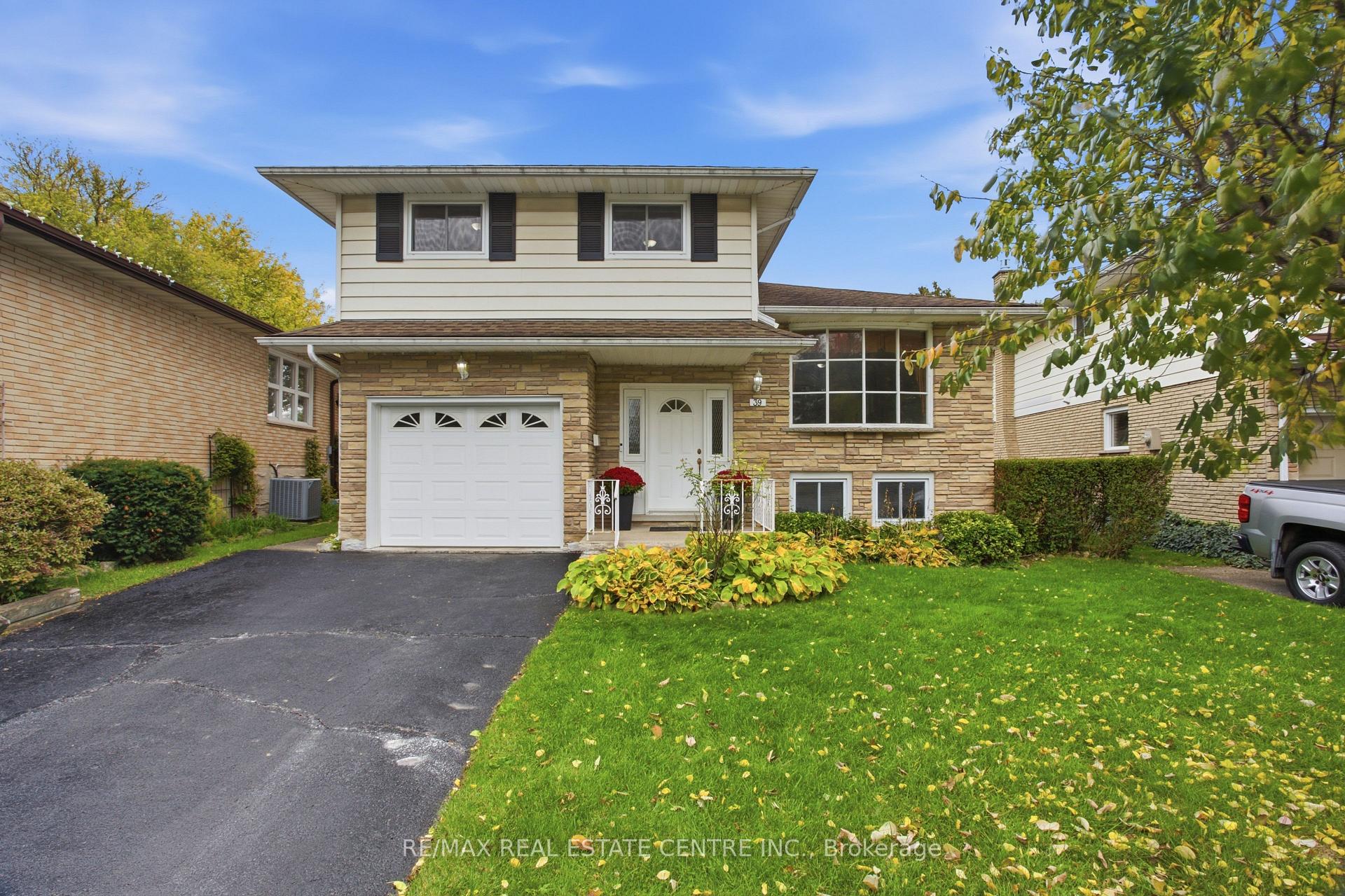 Photo 34 of 39 Sebas Court, Cambridge, Christopher-Champlain — HOMEH