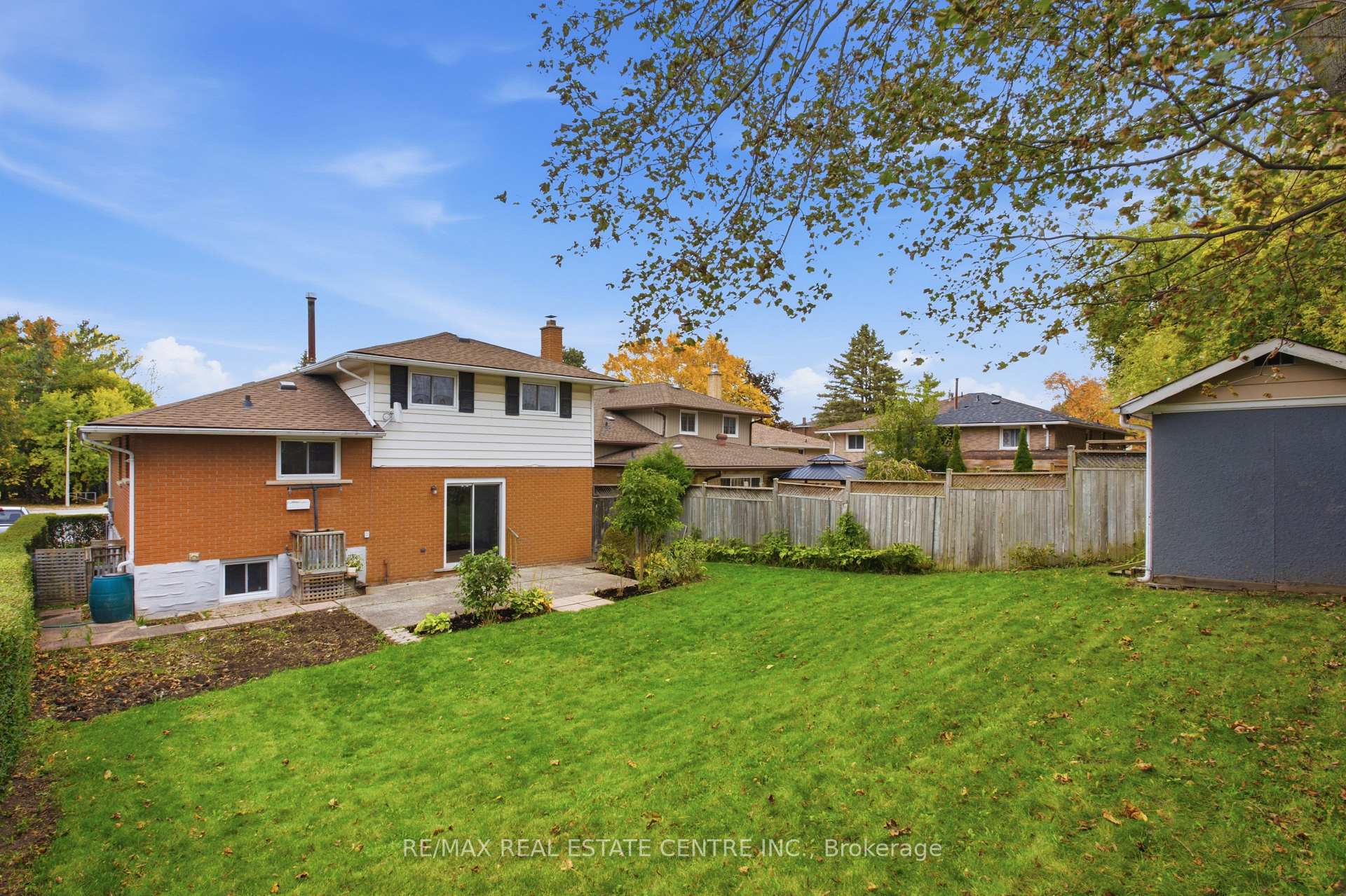 Photo 37 of 39 Sebas Court, Cambridge, Christopher-Champlain — HOMEH