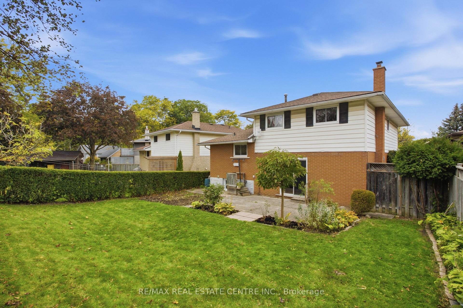 Photo 39 of 39 Sebas Court, Cambridge, Christopher-Champlain — HOMEH