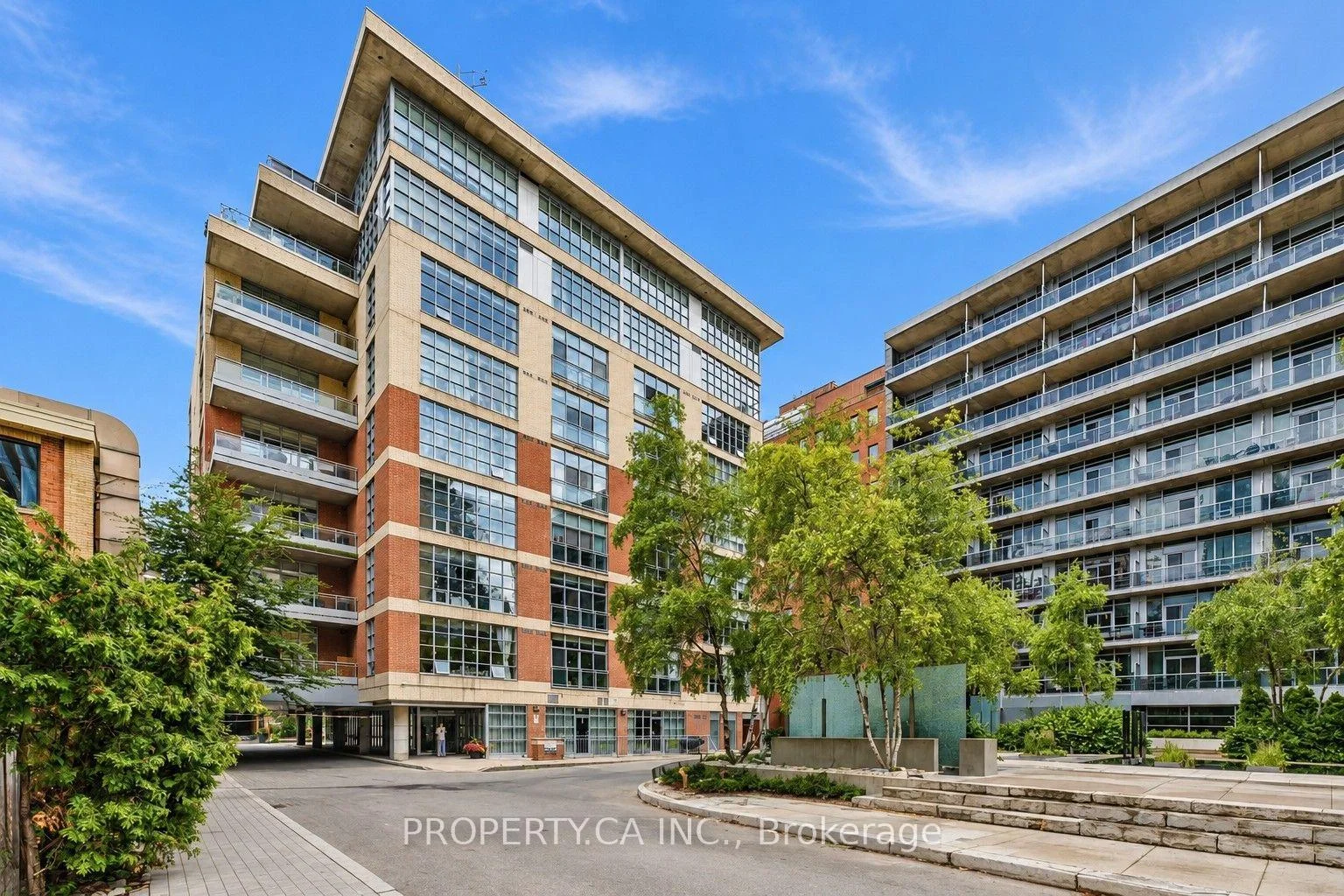 Front of Unit 509, 19 Brant Street