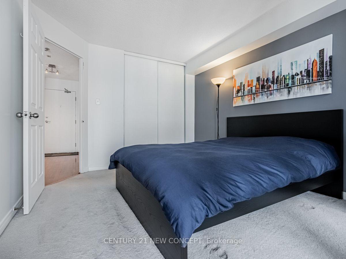 Photo 10 of Unit 902, 801 King Street W, Toronto, Niagara — HOMEH