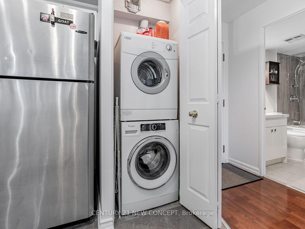Photo 16 of Unit 902, 801 King Street W, Toronto, Niagara — HOMEH