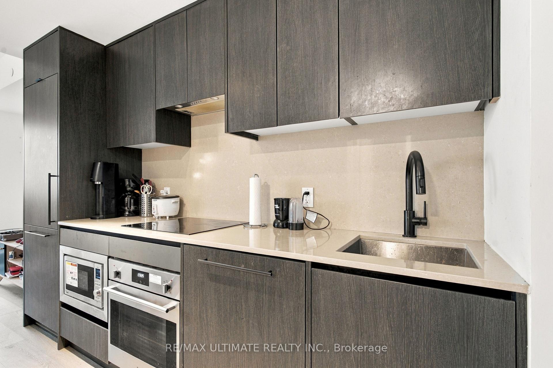 Photo 7 of Unit 704, 5 Lakeview Avenue, Toronto, Trinity-Bellwoods — HOMEH