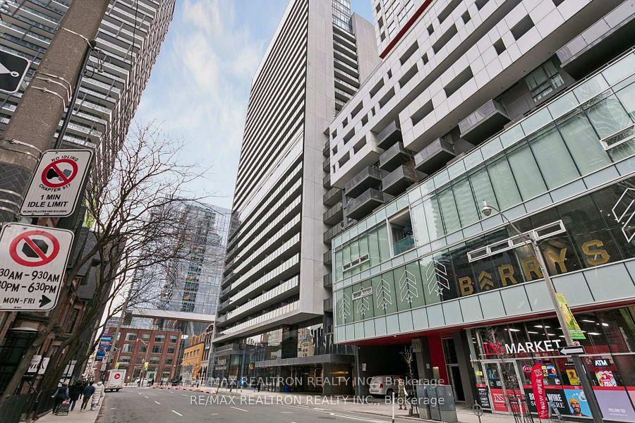 Photo of Unit 307, 330 Richmond Street W