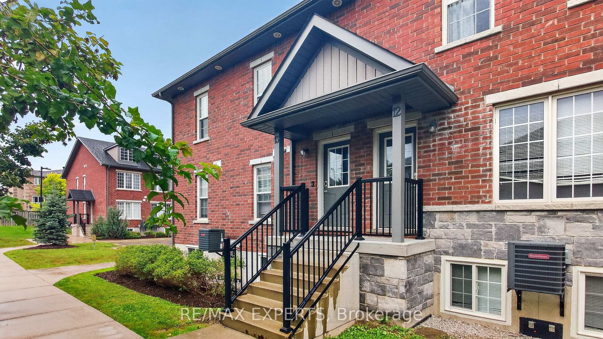Photo of Unit 13, 246 Penetanguishene Road