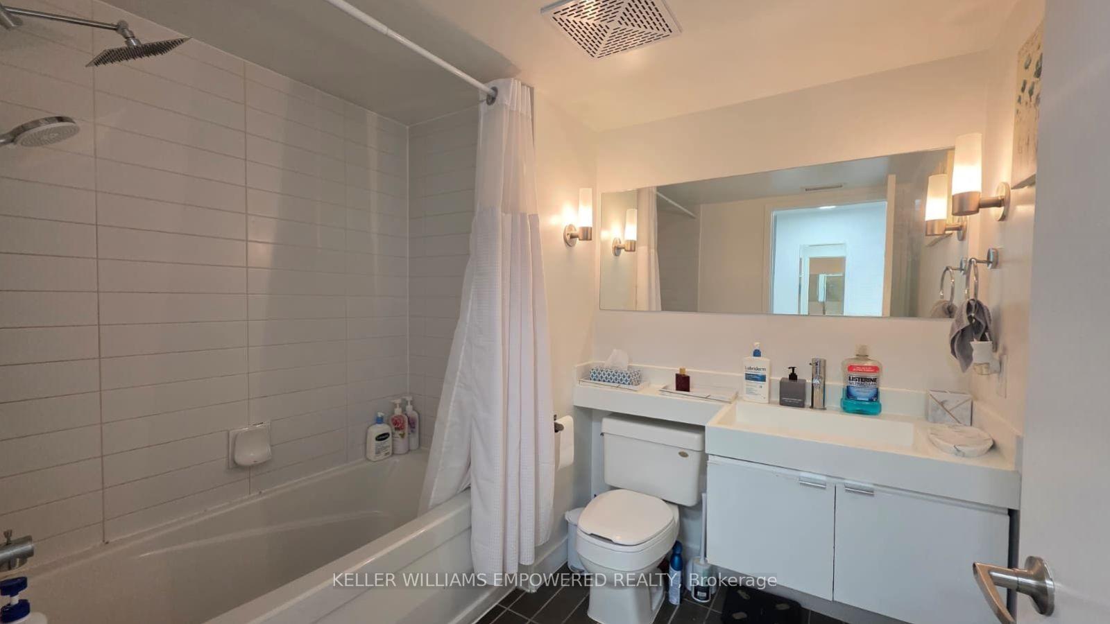 Photo 12 of Unit 1603, 4K Spadina Avenue, Toronto, Waterfront Communities — HOMEH