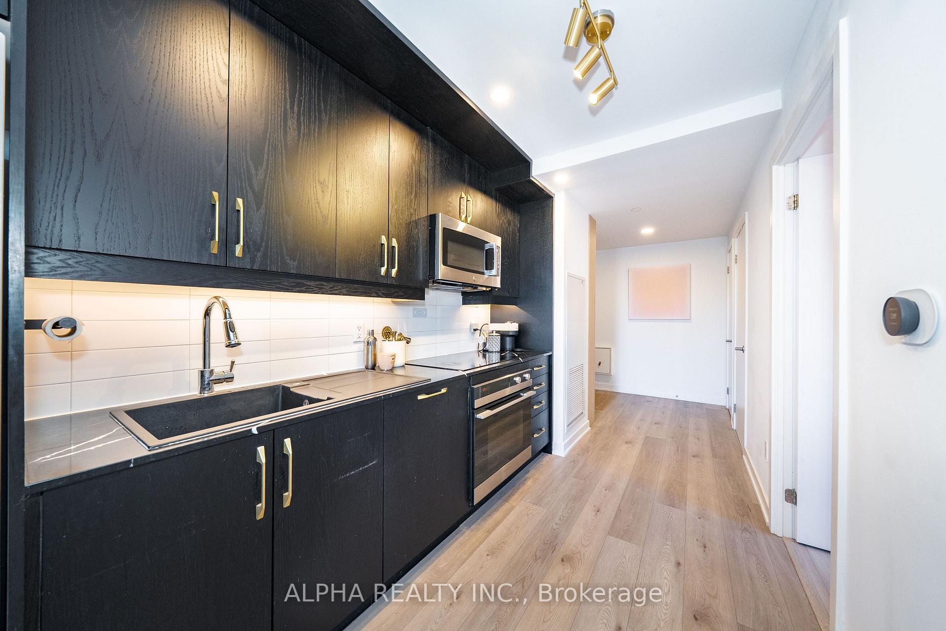 Photo 8 of Unit 510, 1 Cardiff Road, Toronto, Mount Pleasant East — HOMEH