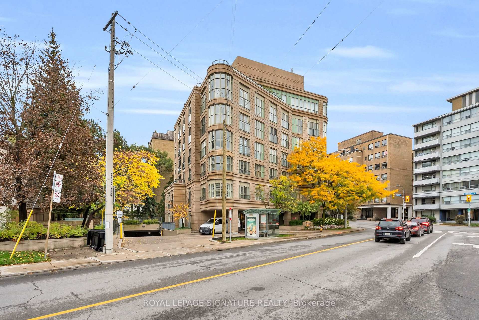 Photo 2 of Unit 301, 800 Spadina Road, Toronto, Forest Hill South — HOMEH