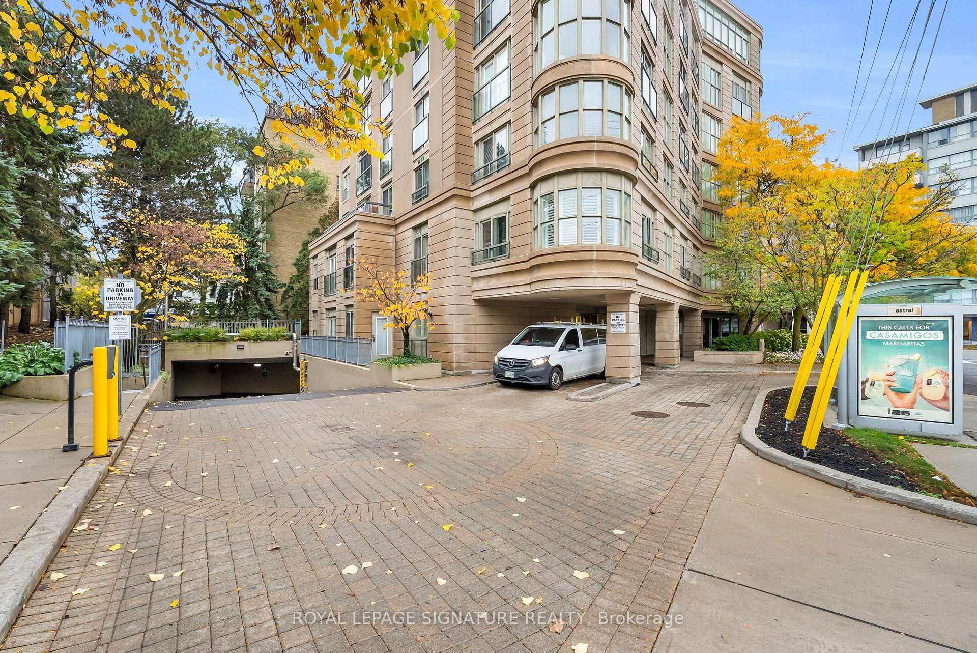 Photo 6 of Unit 301, 800 Spadina Road, Toronto, Forest Hill South — HOMEH