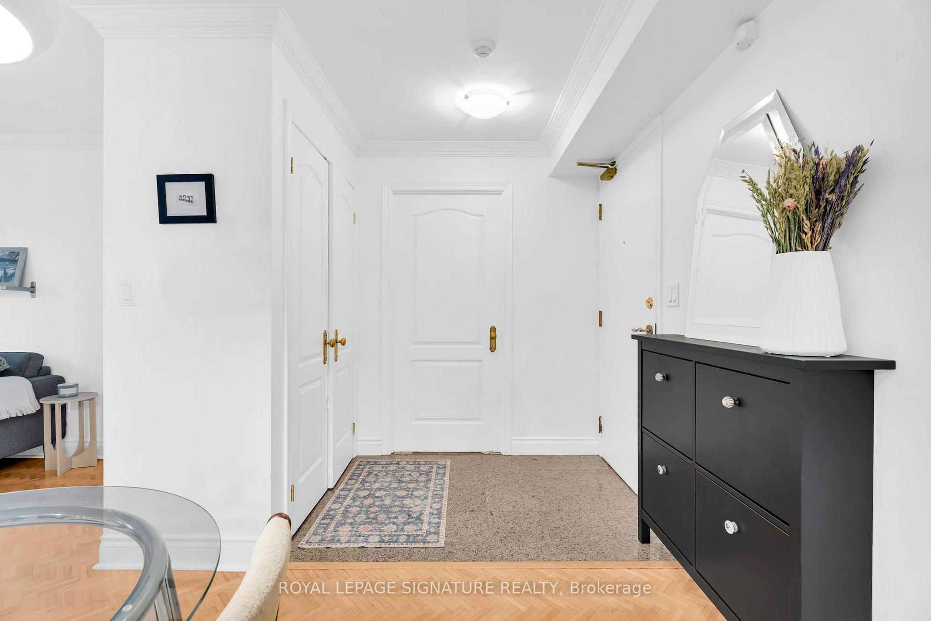 Photo 9 of Unit 301, 800 Spadina Road, Toronto, Forest Hill South — HOMEH