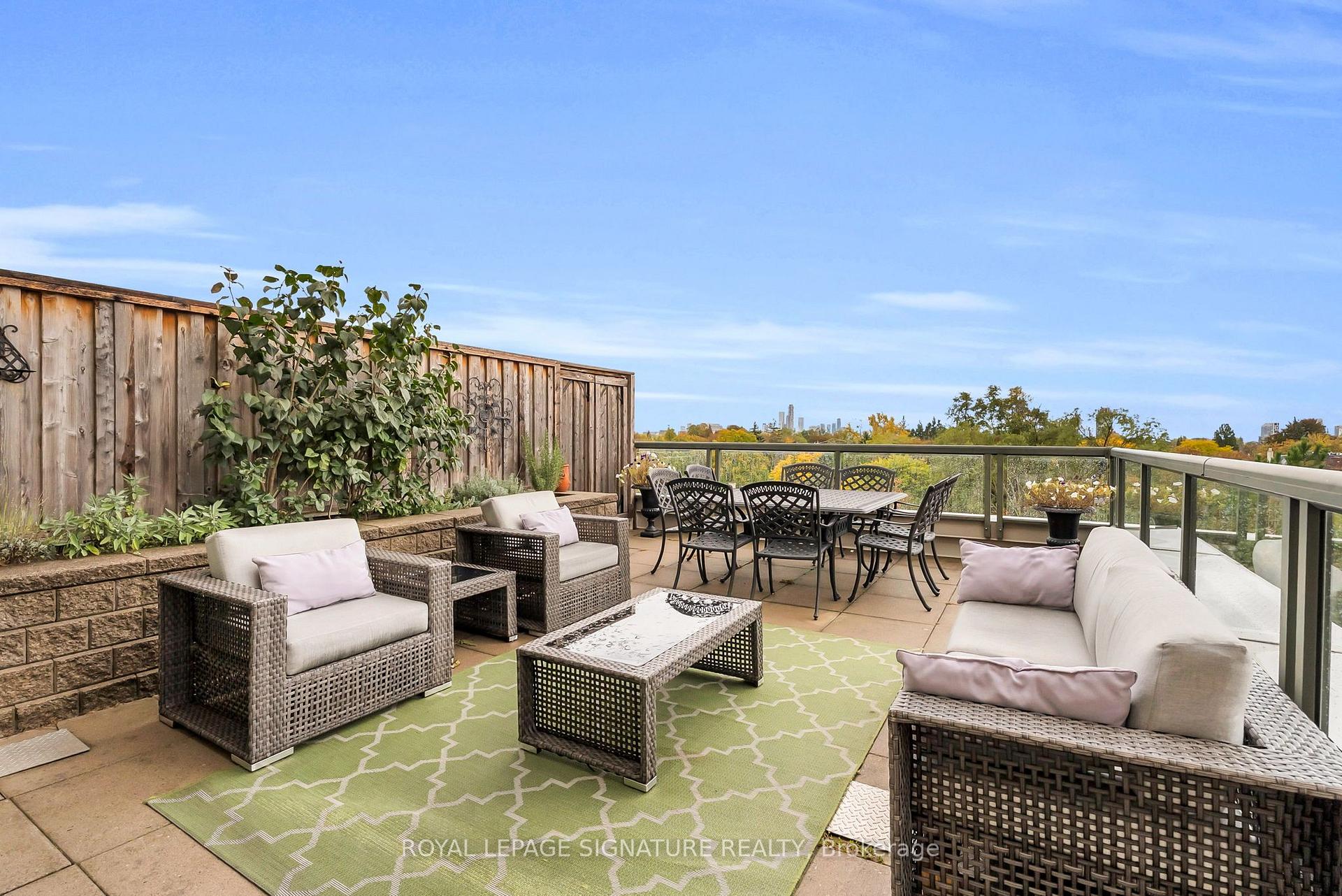 Photo 32 of Unit 301, 800 Spadina Road, Toronto, Forest Hill South — HOMEH