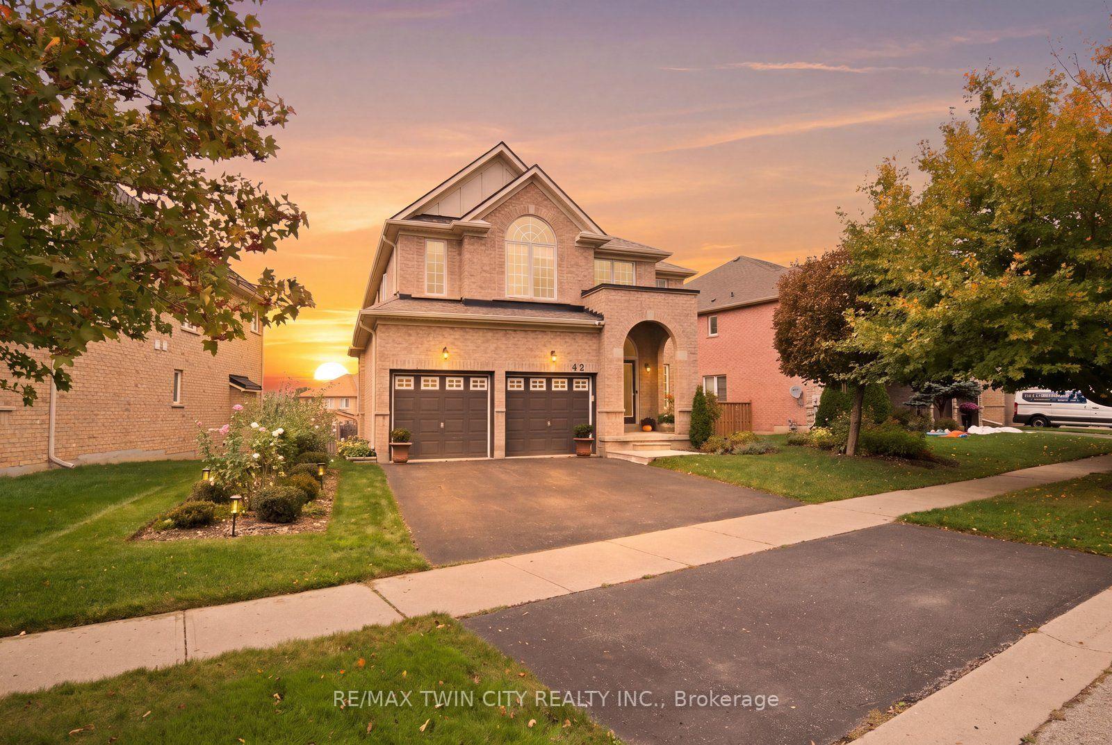 Photo 2 of 42 Stephenson Road, Brantford, Echo Place — HOMEH