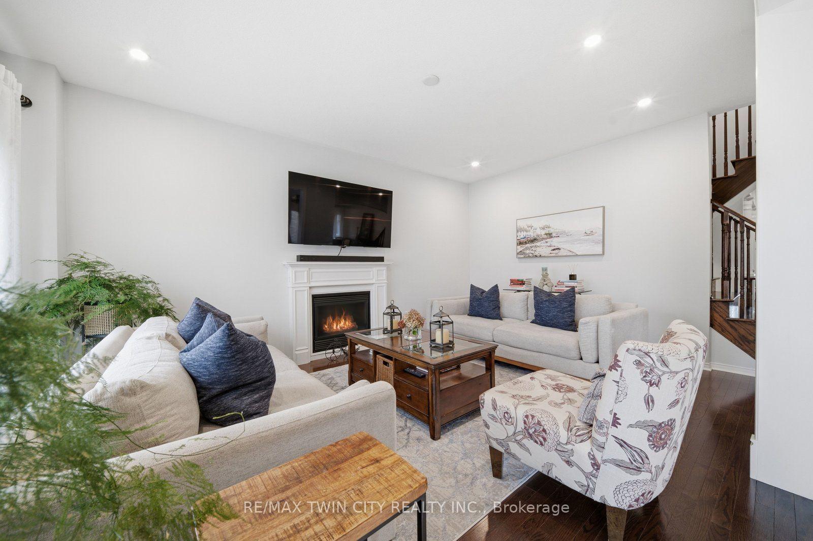 Photo 11 of 42 Stephenson Road, Brantford, Echo Place — HOMEH