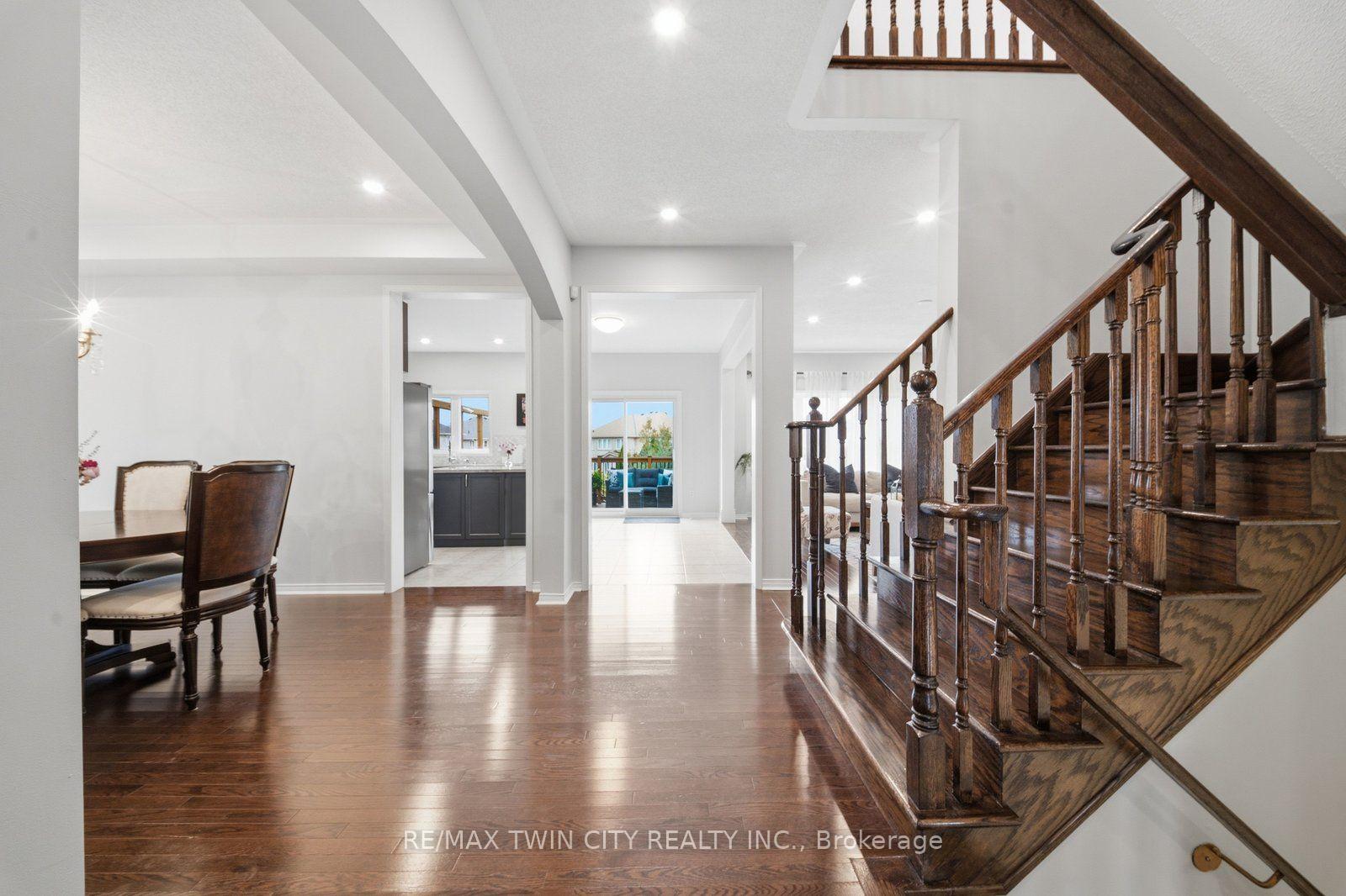 Photo 14 of 42 Stephenson Road, Brantford, Echo Place — HOMEH