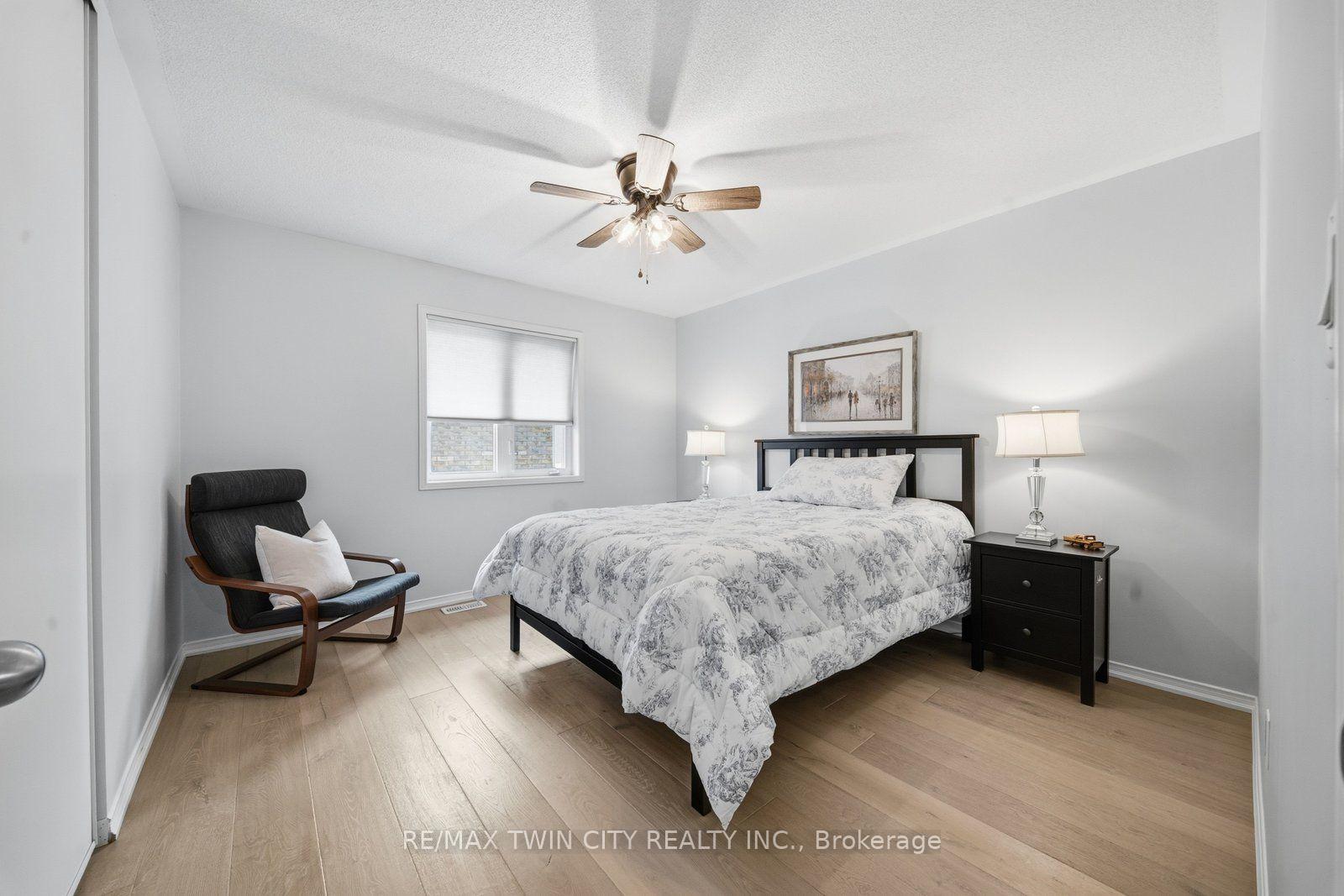 Photo 25 of 42 Stephenson Road, Brantford, Echo Place — HOMEH