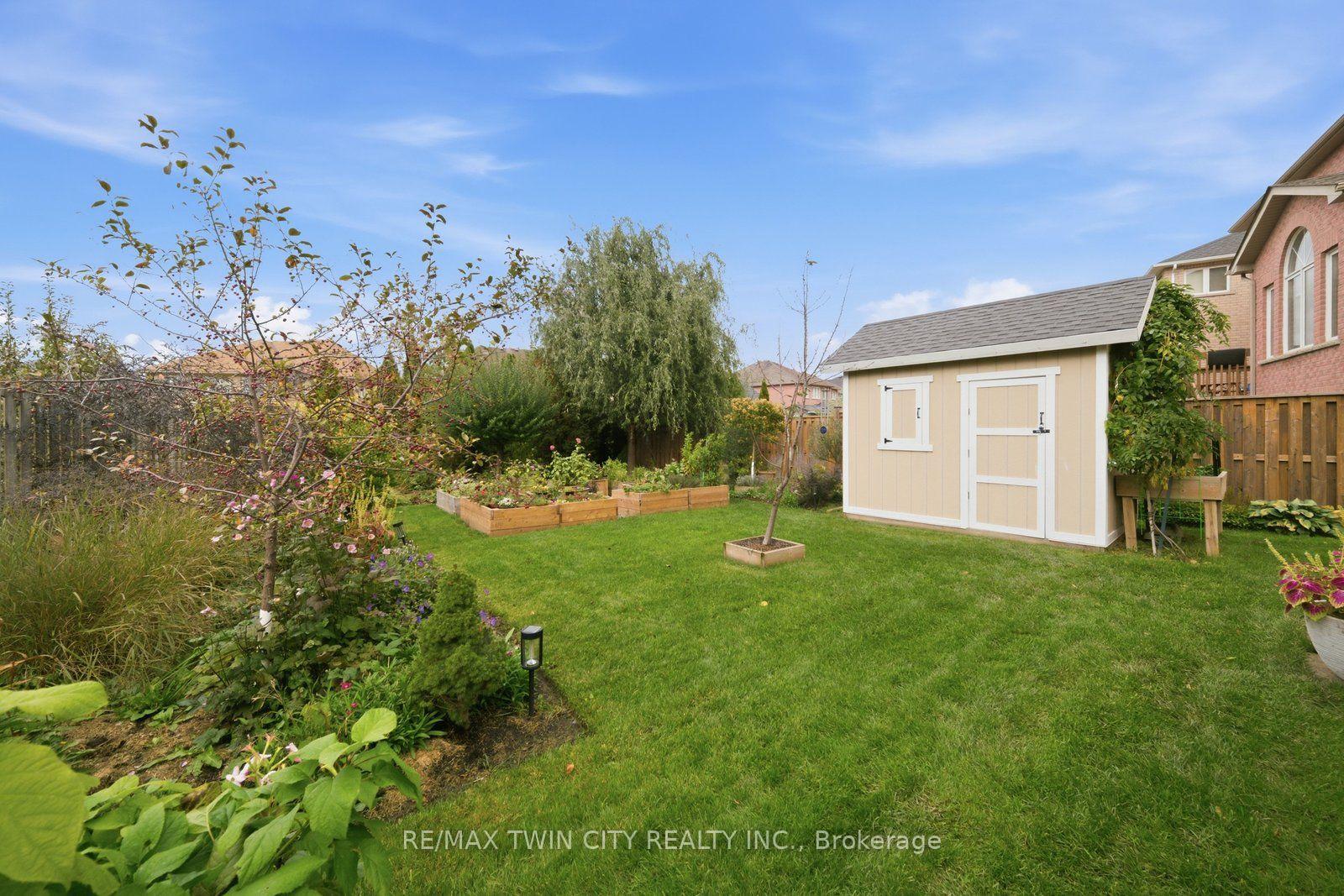 Photo 36 of 42 Stephenson Road, Brantford, Echo Place — HOMEH
