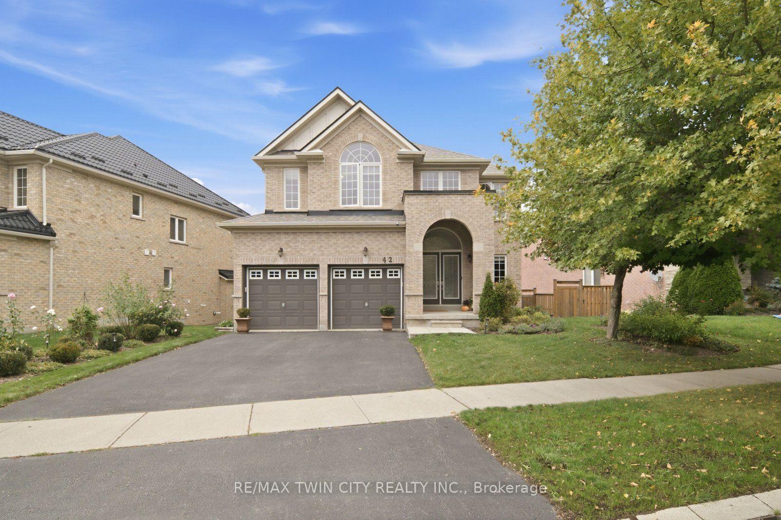 Photo 40 of 42 Stephenson Road, Brantford, Echo Place — HOMEH