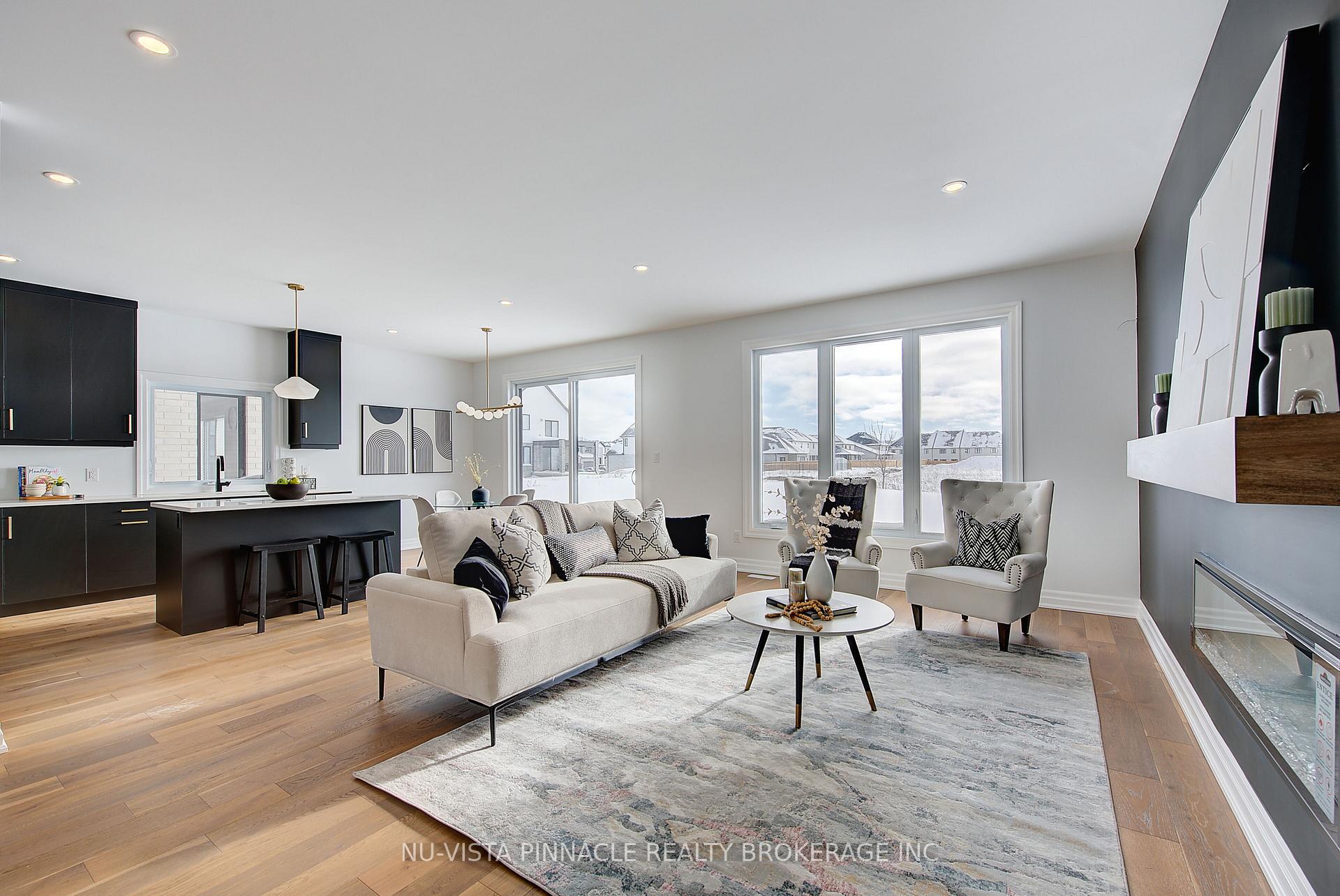 Photo 9 of 2340 Darwin Crescent, London, South V — HOMEH