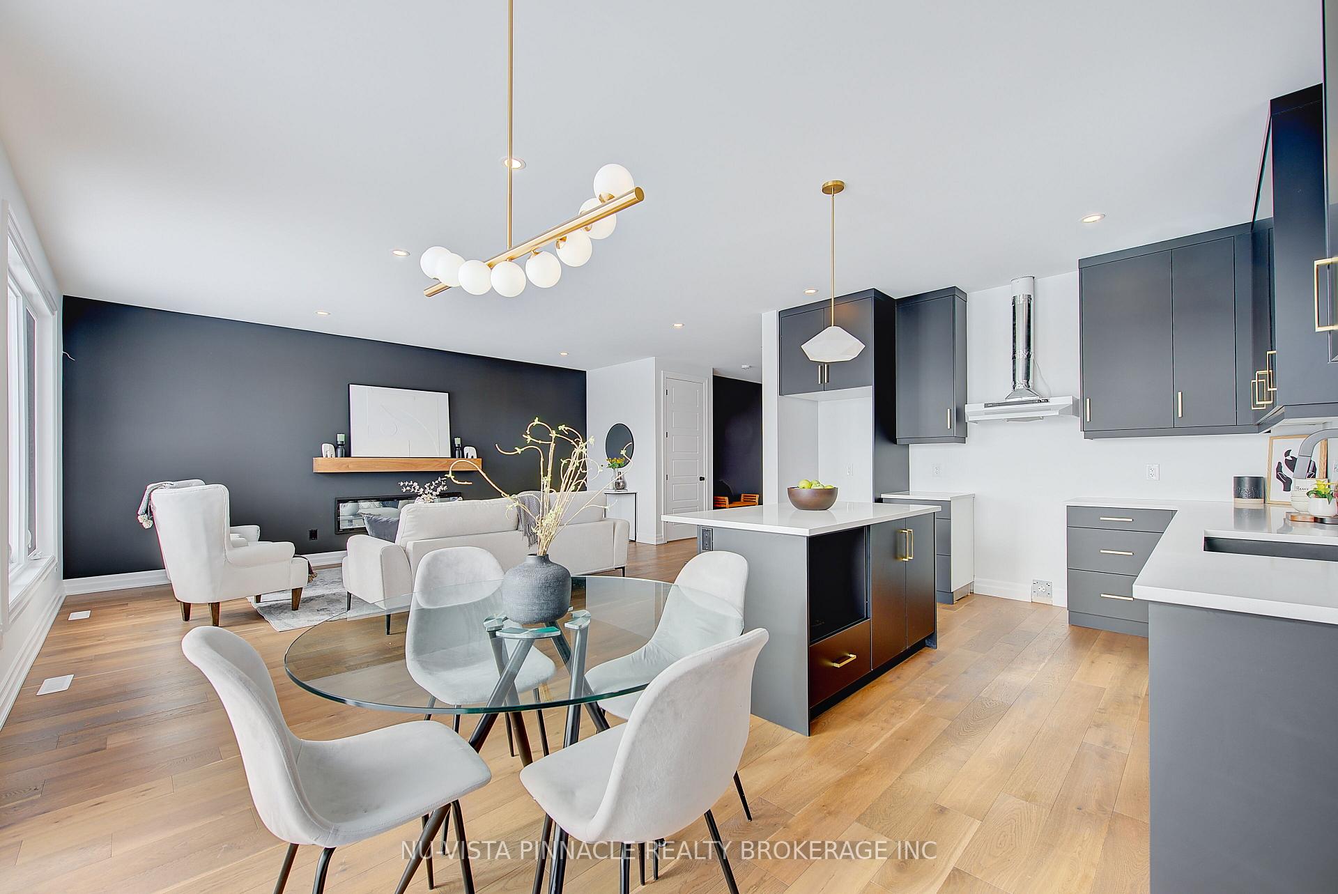 Photo 12 of 2340 Darwin Crescent, London, South V — HOMEH