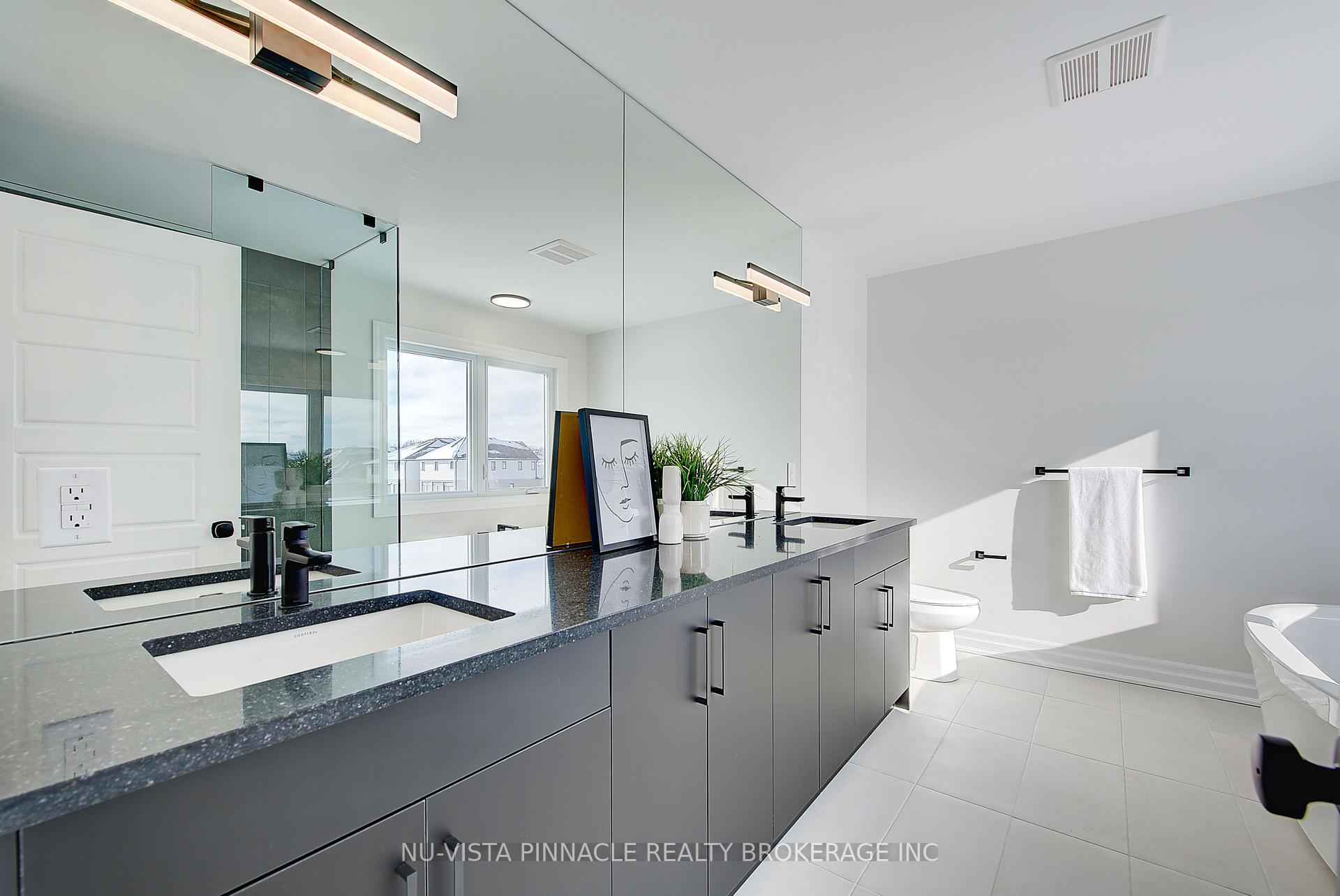 Photo 21 of 2340 Darwin Crescent, London, South V — HOMEH