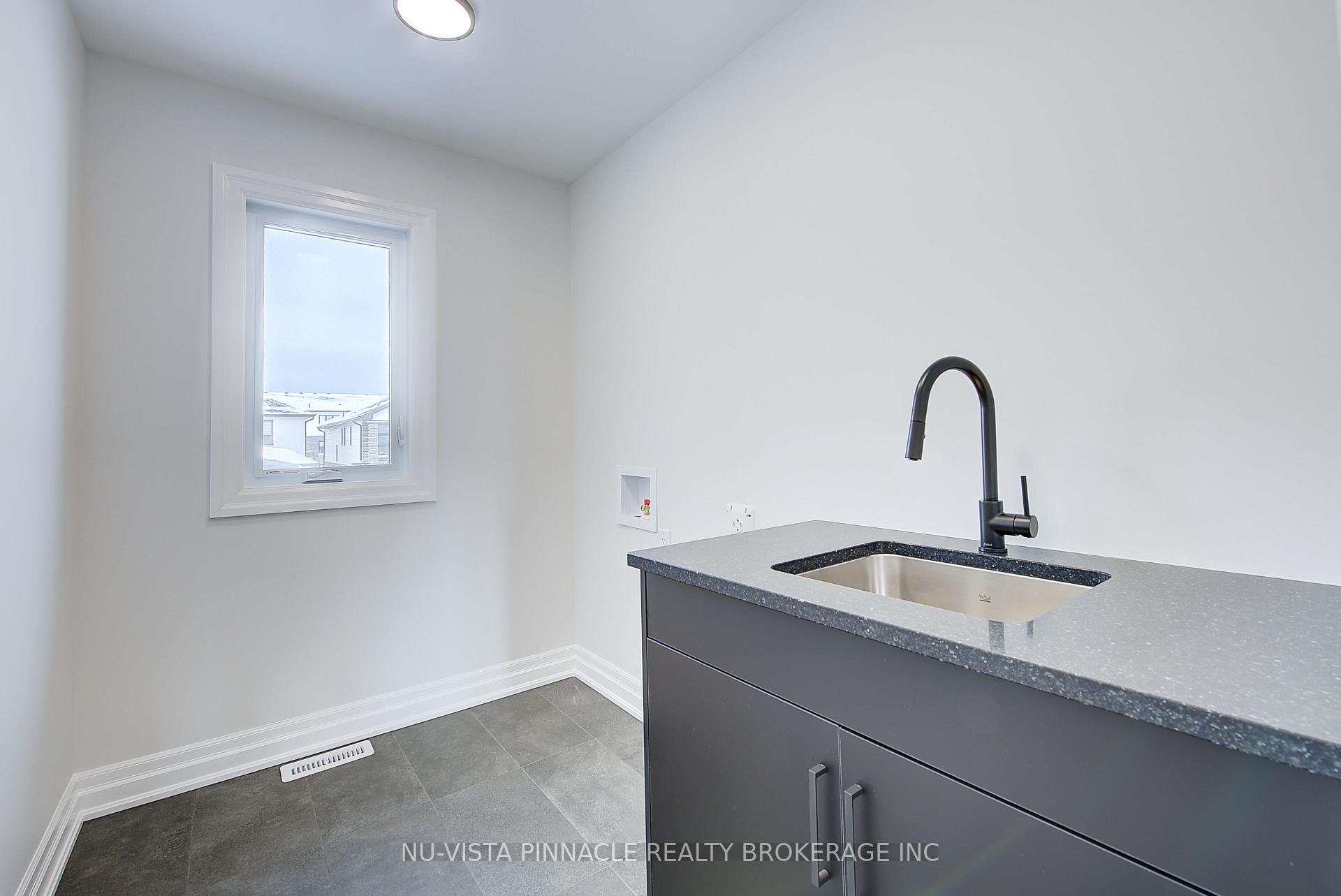 Photo 29 of 2340 Darwin Crescent, London, South V — HOMEH
