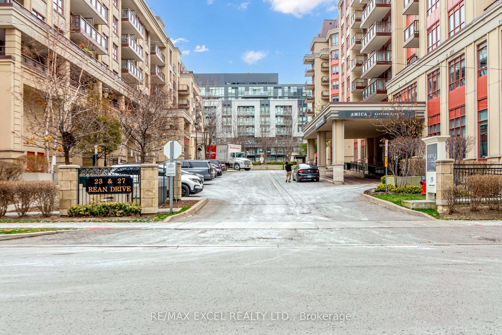 Photo 4 of Unit 526, 27 Rean Drive, North York, Bayview Village — HOMEH