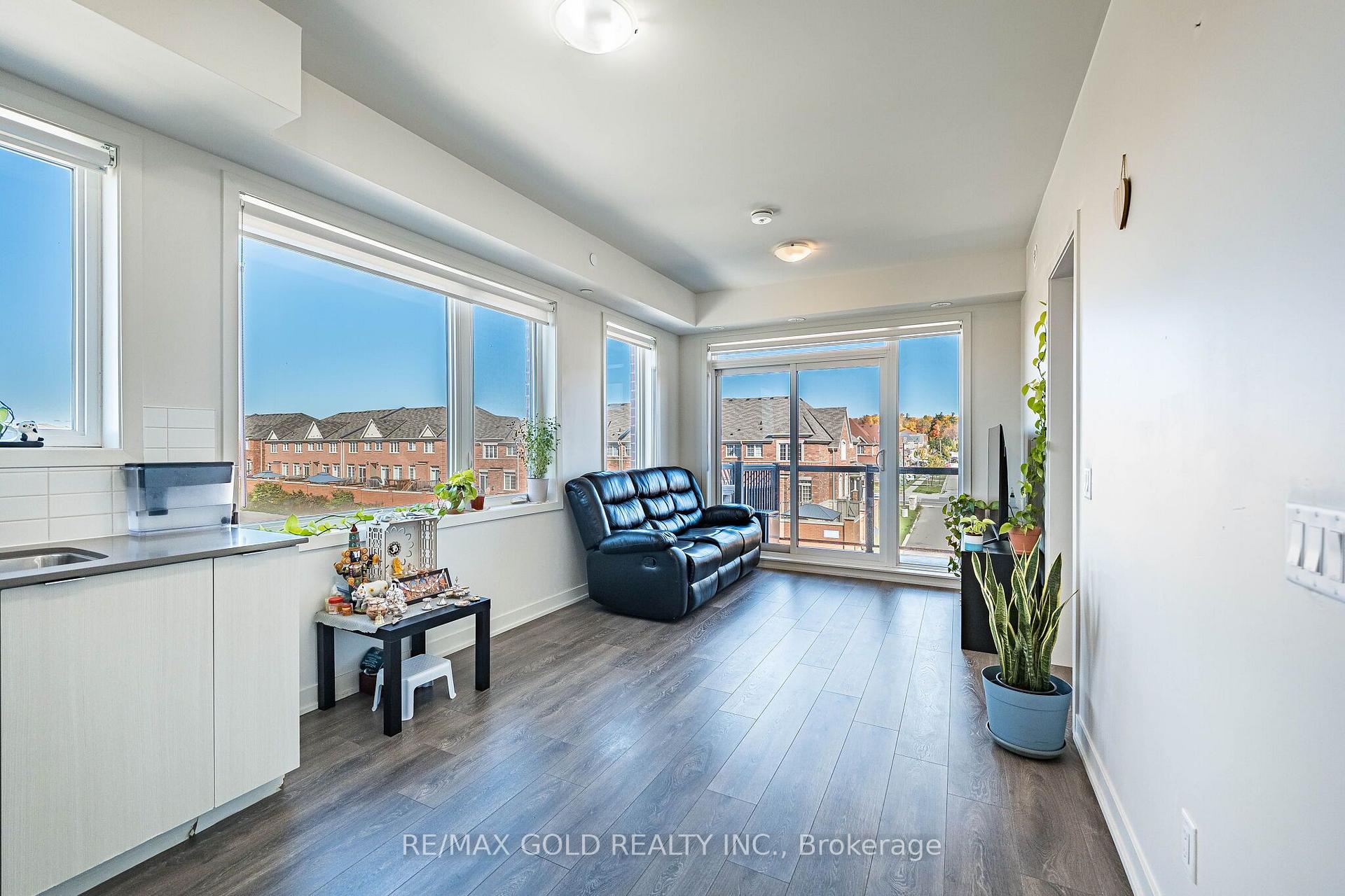 Photo 9 of Unit 314, 62 Sky Harbour Drive, Brampton, Bram West — HOMEH