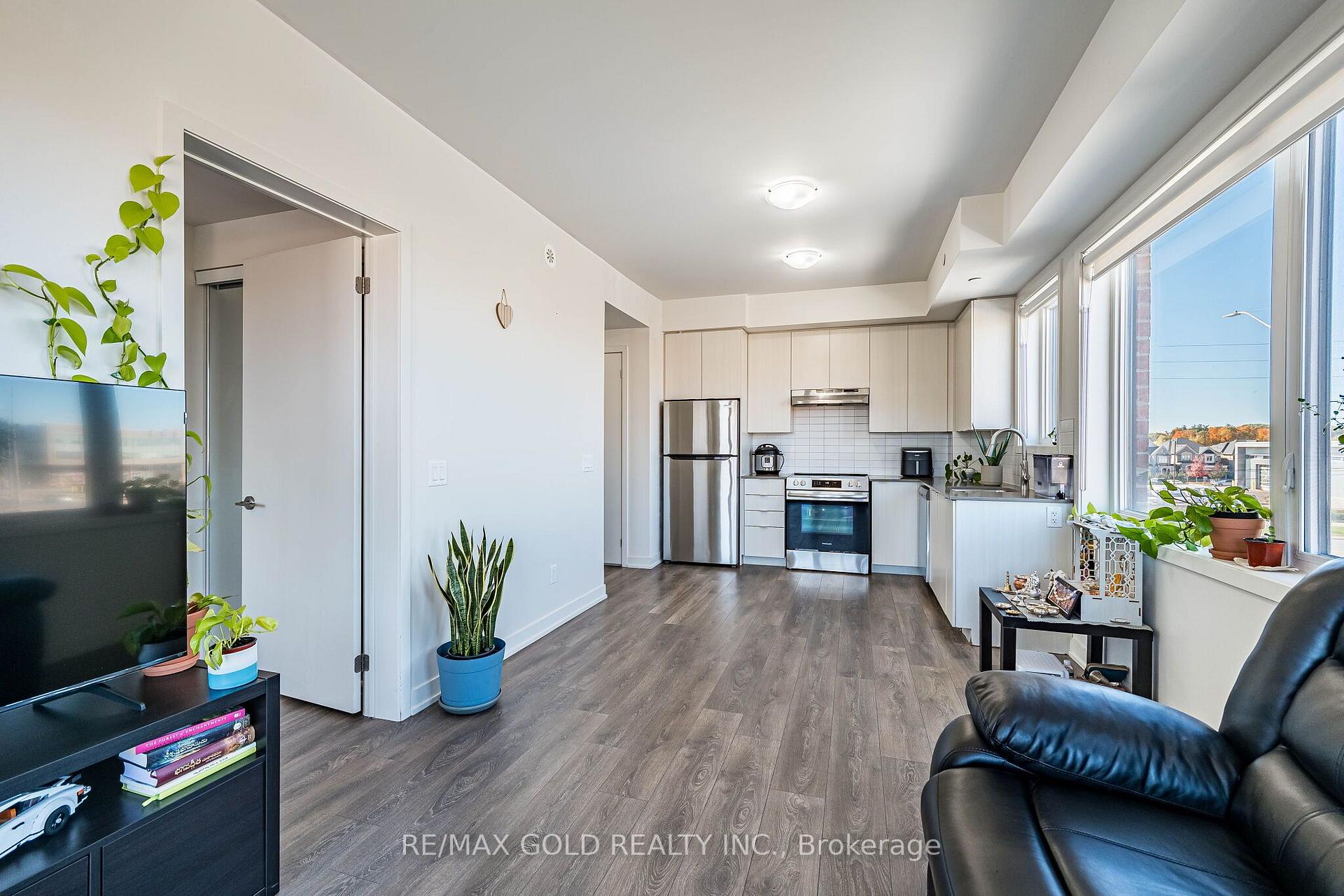 Photo 12 of Unit 314, 62 Sky Harbour Drive, Brampton, Bram West — HOMEH