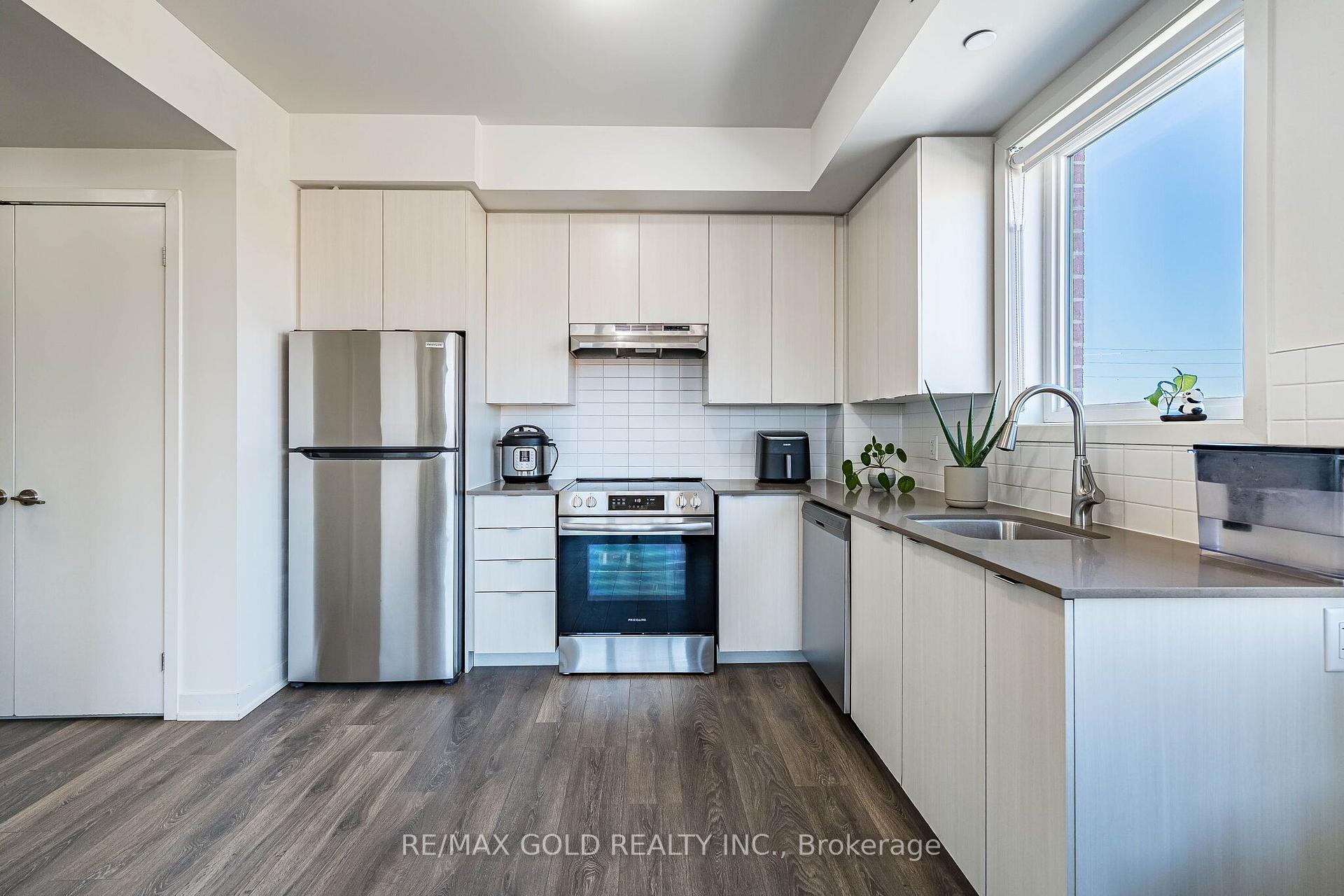 Photo 17 of Unit 314, 62 Sky Harbour Drive, Brampton, Bram West — HOMEH