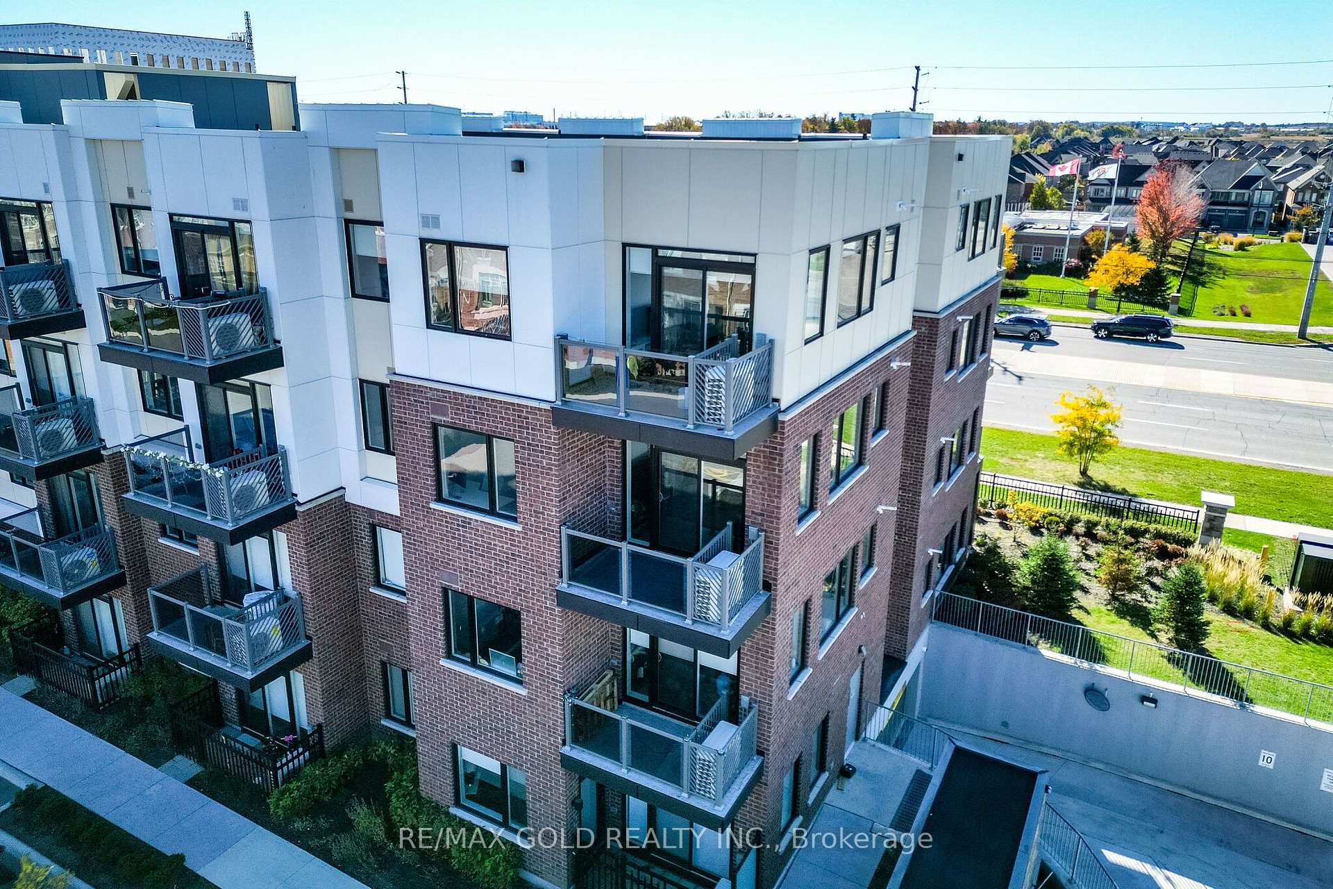 Photo 3 of Unit 314, 62 Sky Harbour Drive, Brampton, Bram West — HOMEH